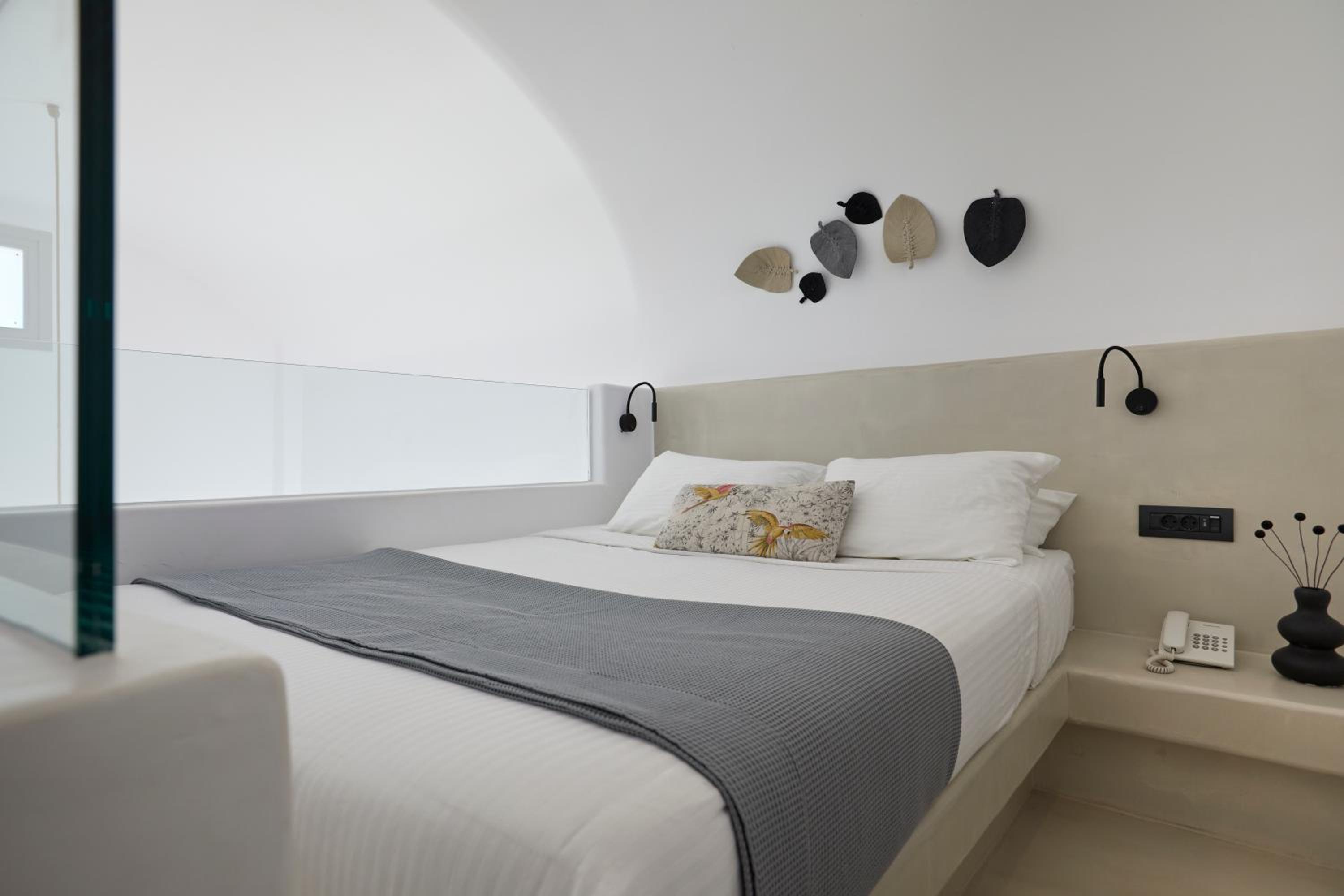 Oia Vacations - Adorno Oia - Property Image 11