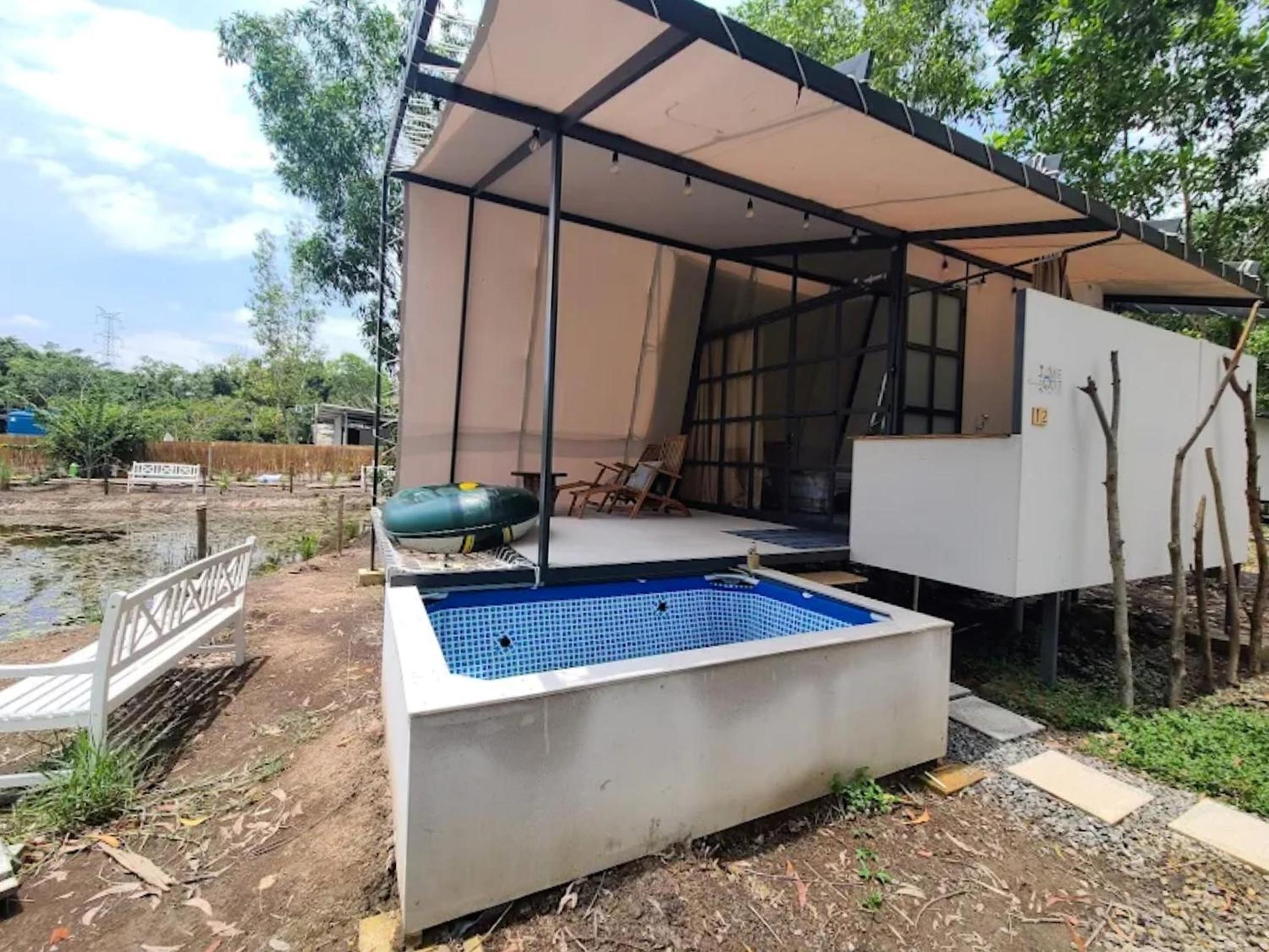 TimeOut Island Glamping Resort