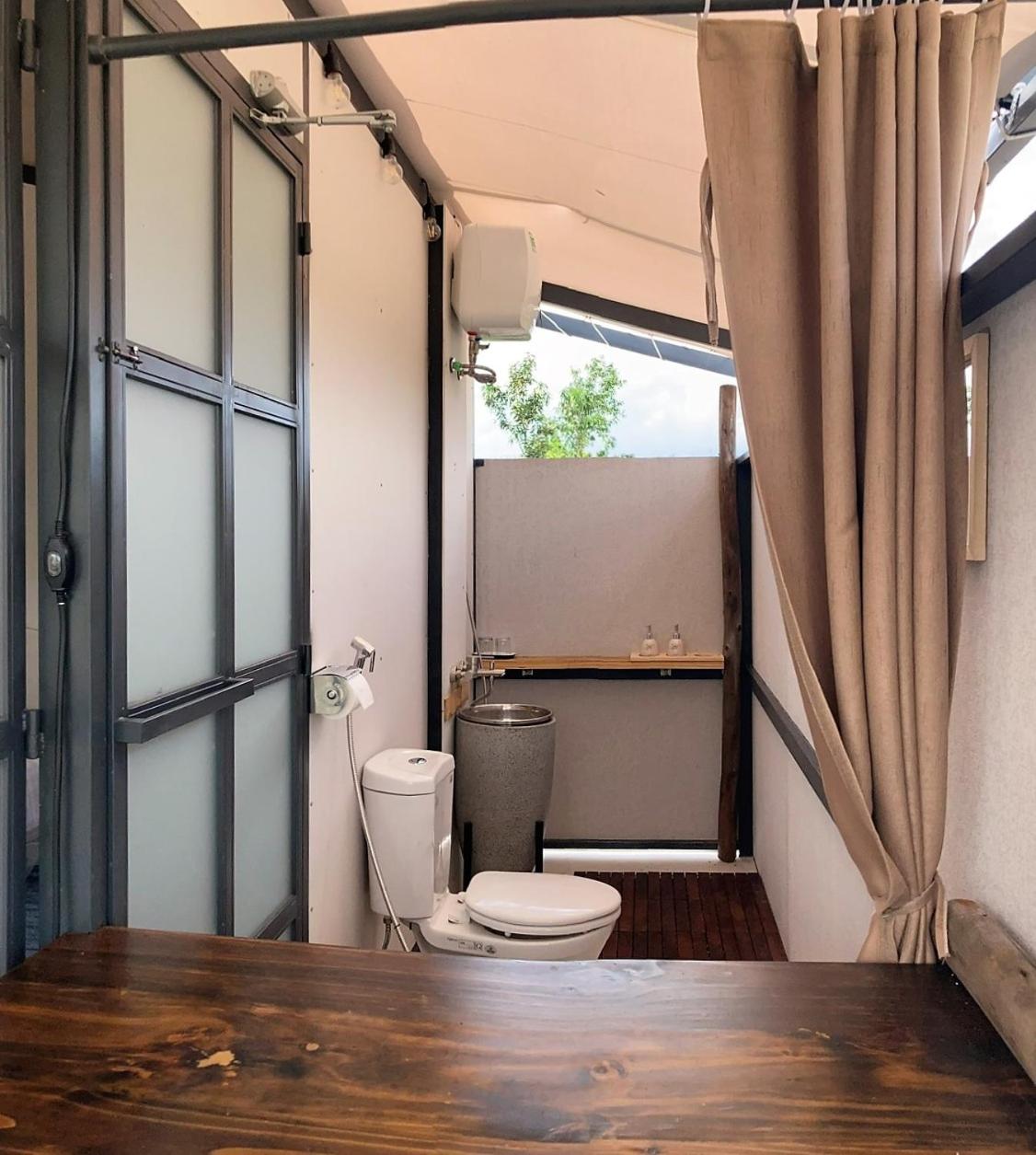 TimeOut Island Glamping Resort