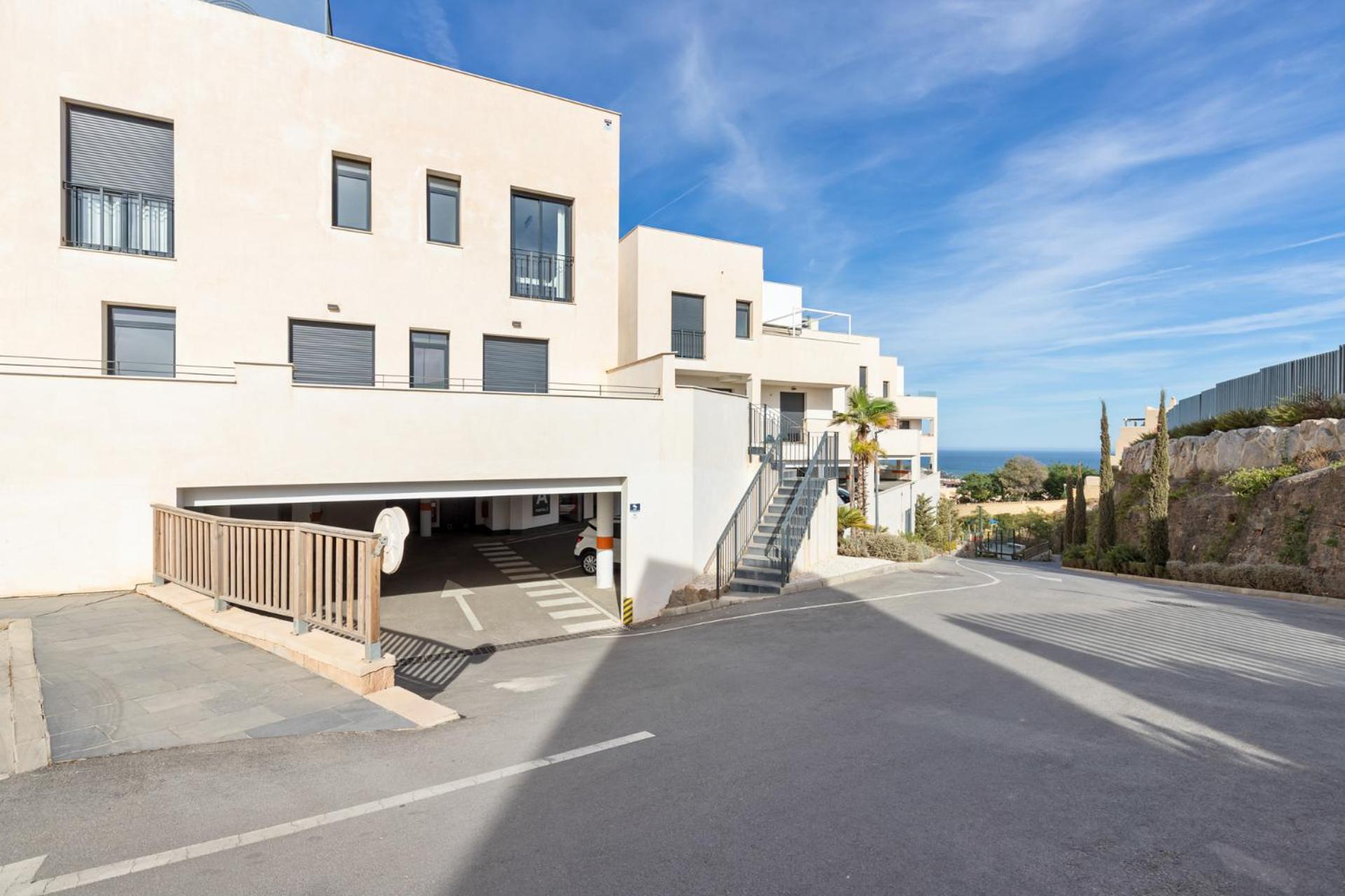 Casa Banderas pool & gym by Costarentals - Ref 237
