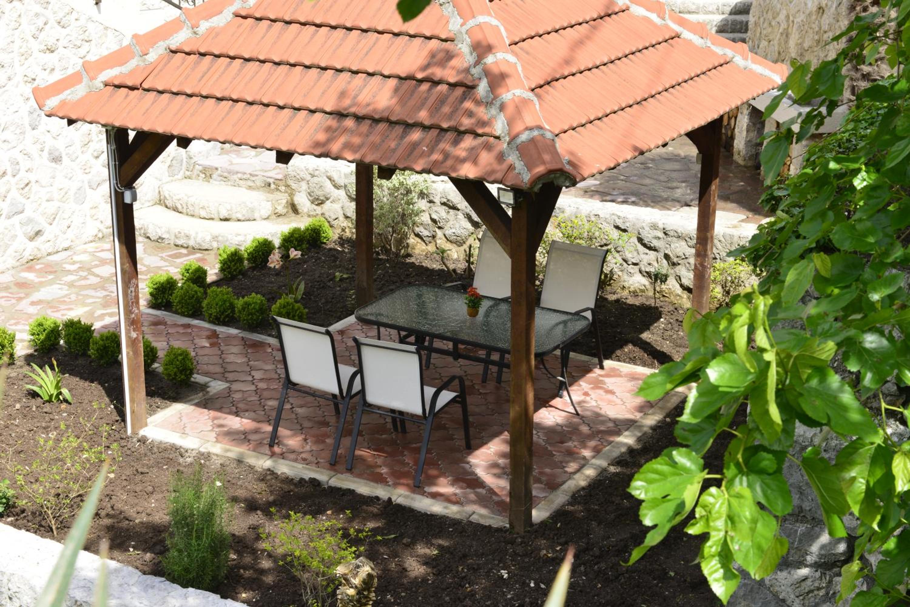 Villa Andrea Apartments with parking