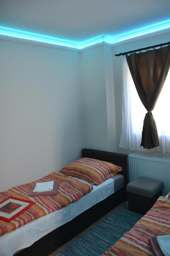 Photo 29