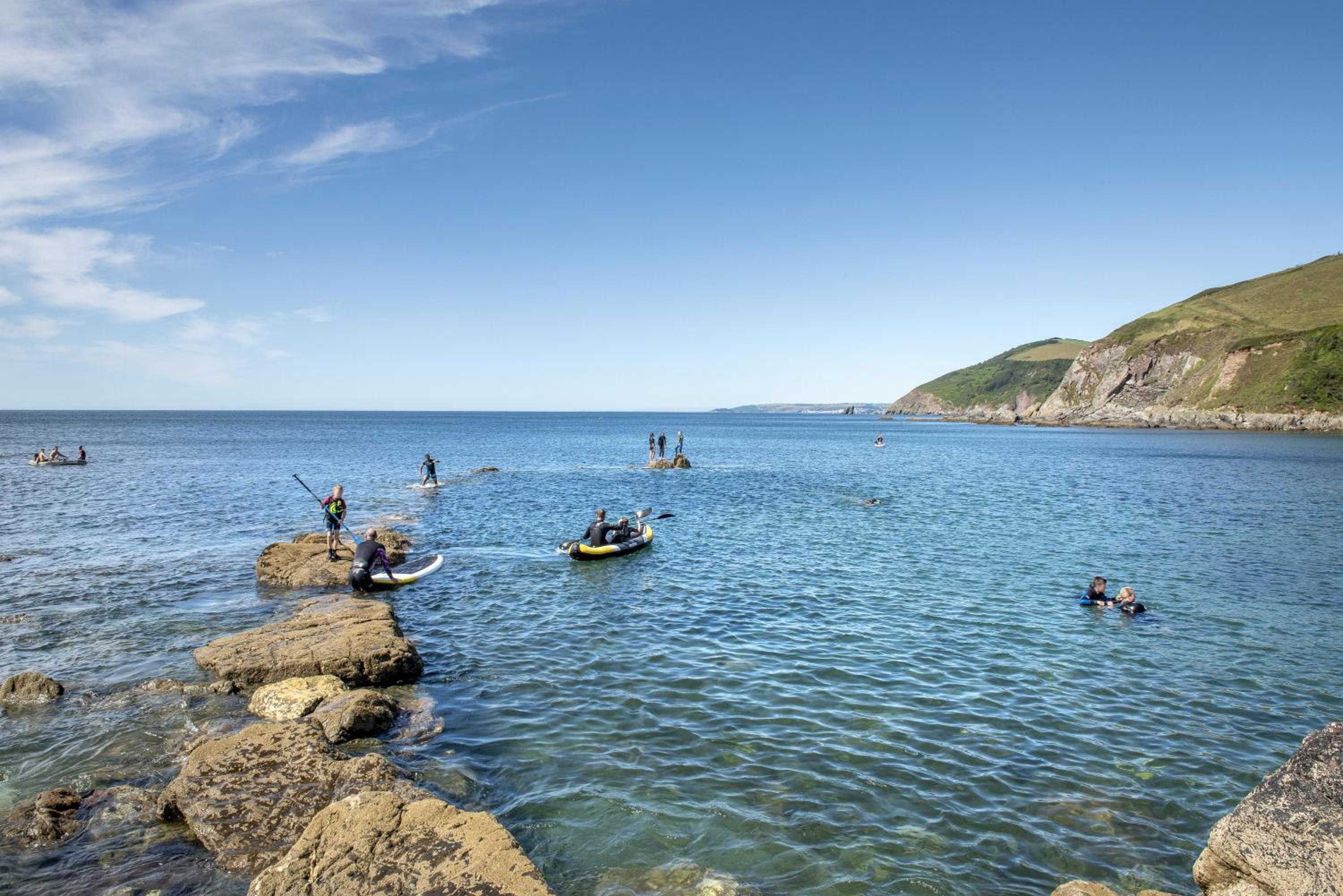 Hotel Hawkins Cottage With Hot Tub