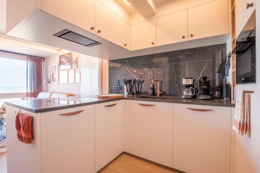 Luxury Sea View Apartment in Koksijde