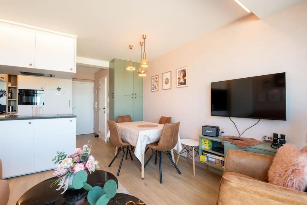 Luxury Sea View Apartment in Koksijde