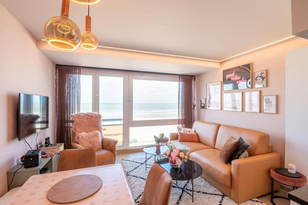 Luxury Sea View Apartment in Koksijde