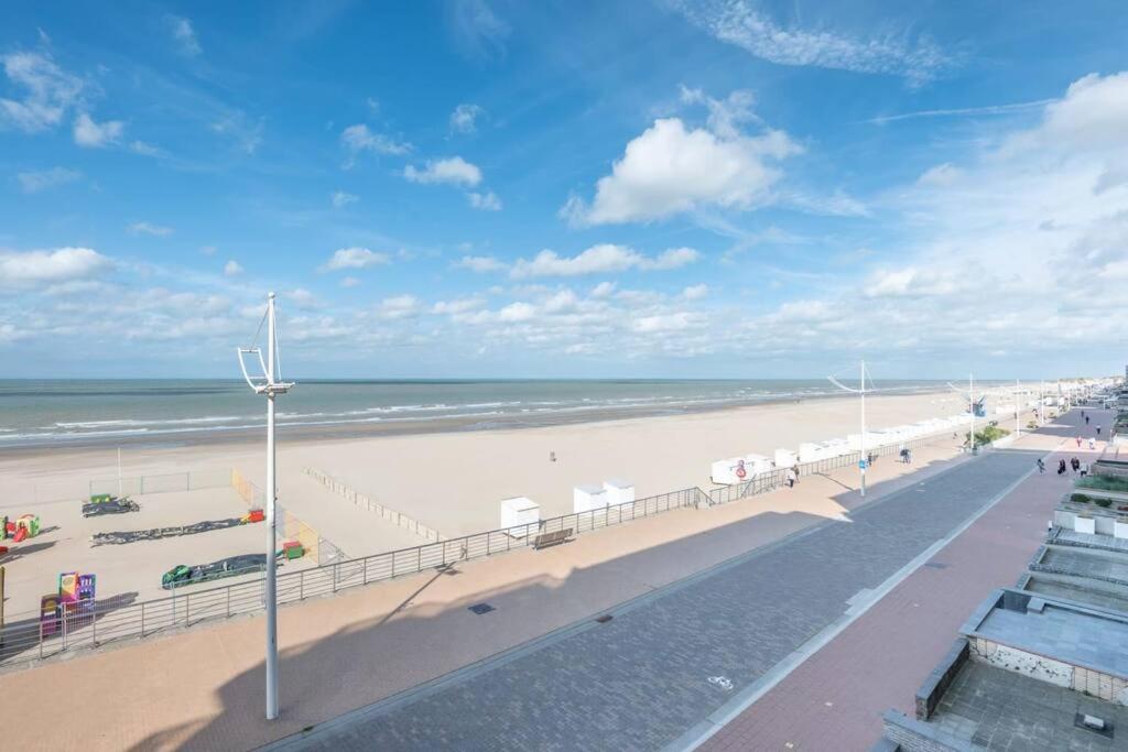 Luxury Sea View Apartment in Koksijde