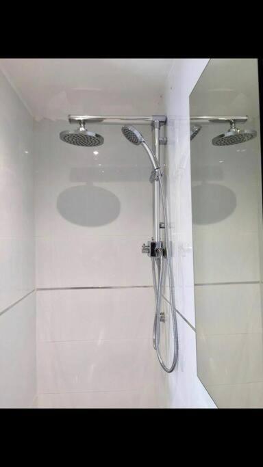 Sunny Garden. YBG. 1 Bedroom Apt. Quiet view 4