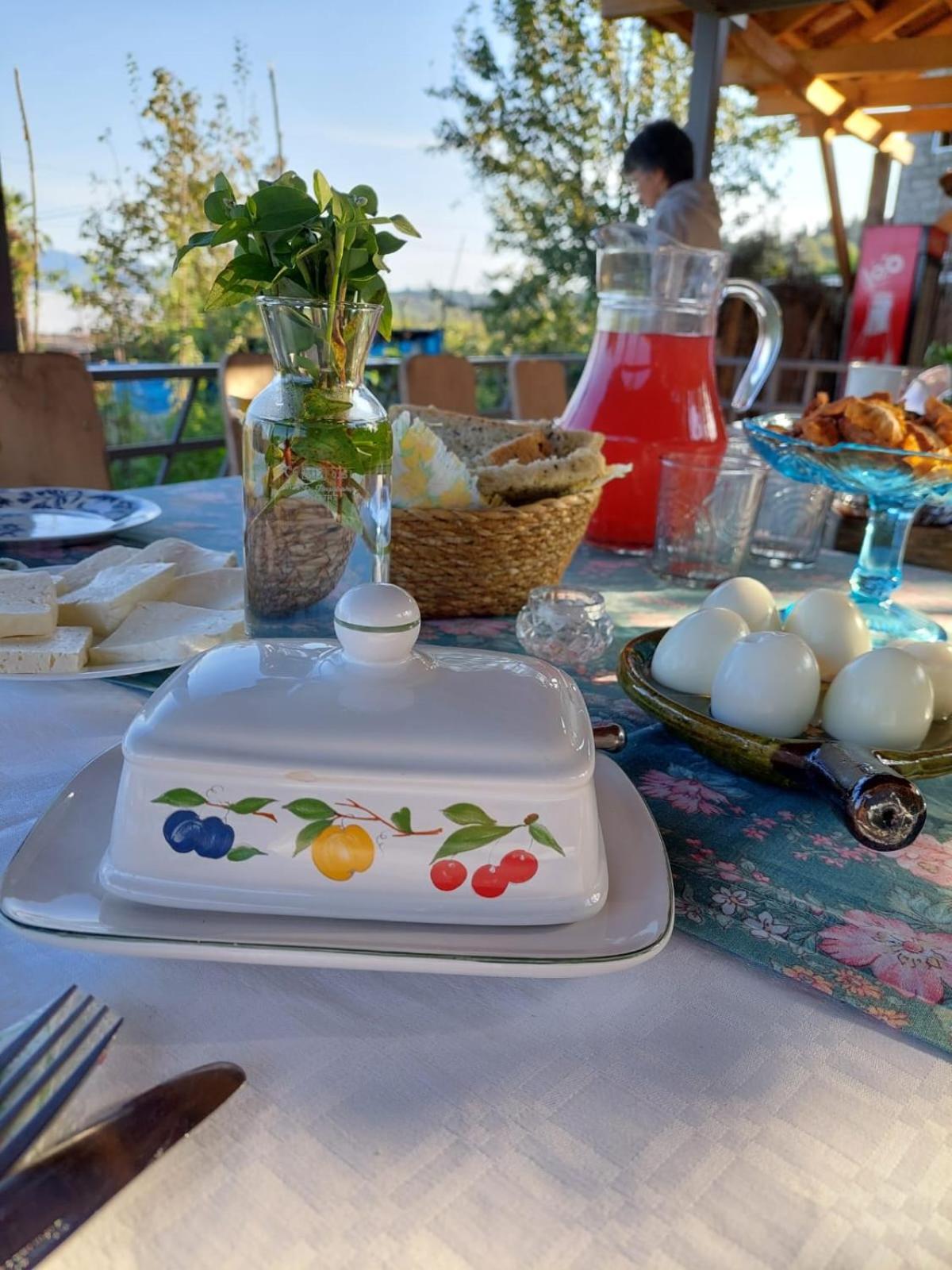 Skijis Sakhli