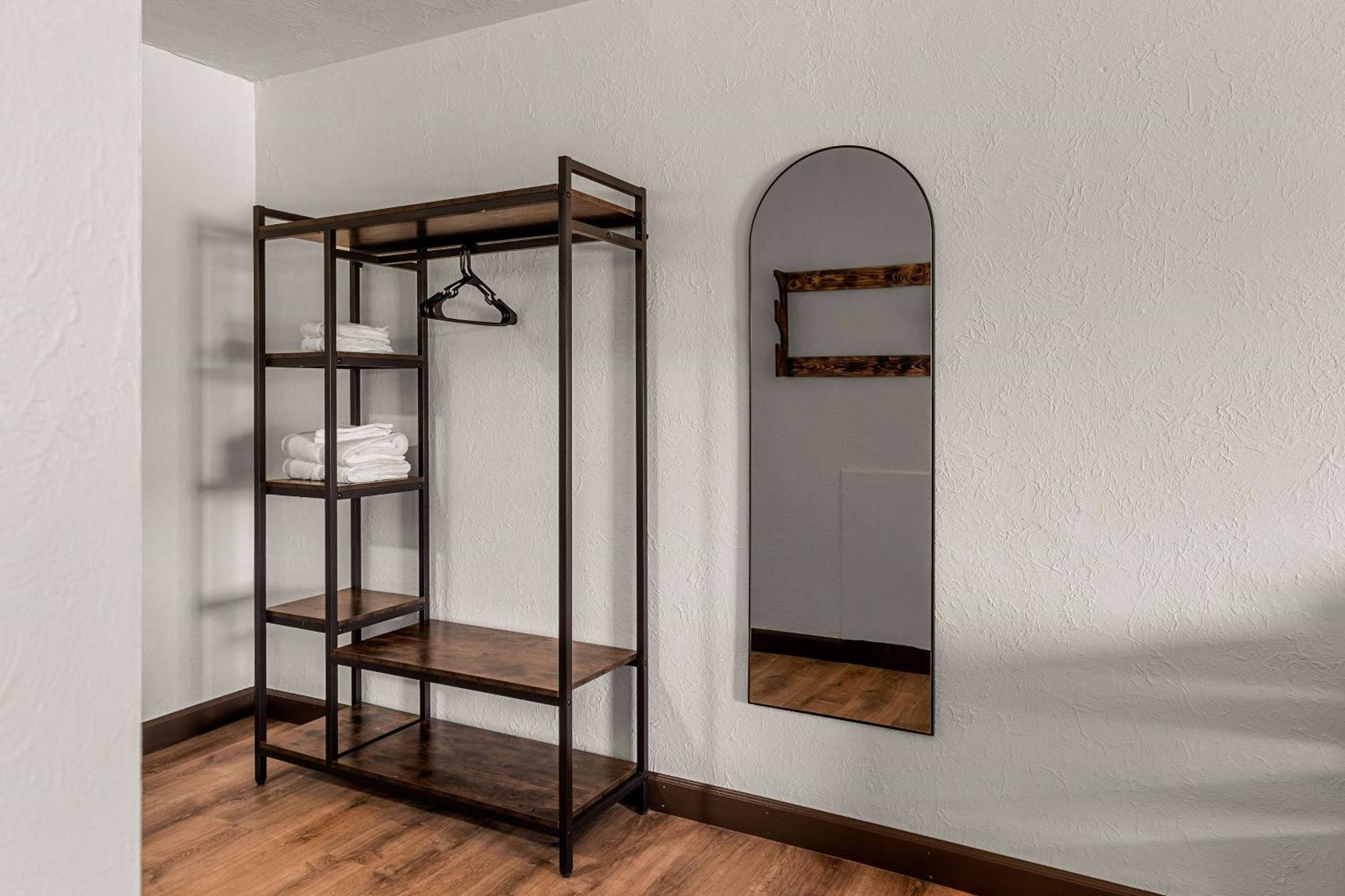 Travelodge by Wyndham Emlenton - Property Image 43