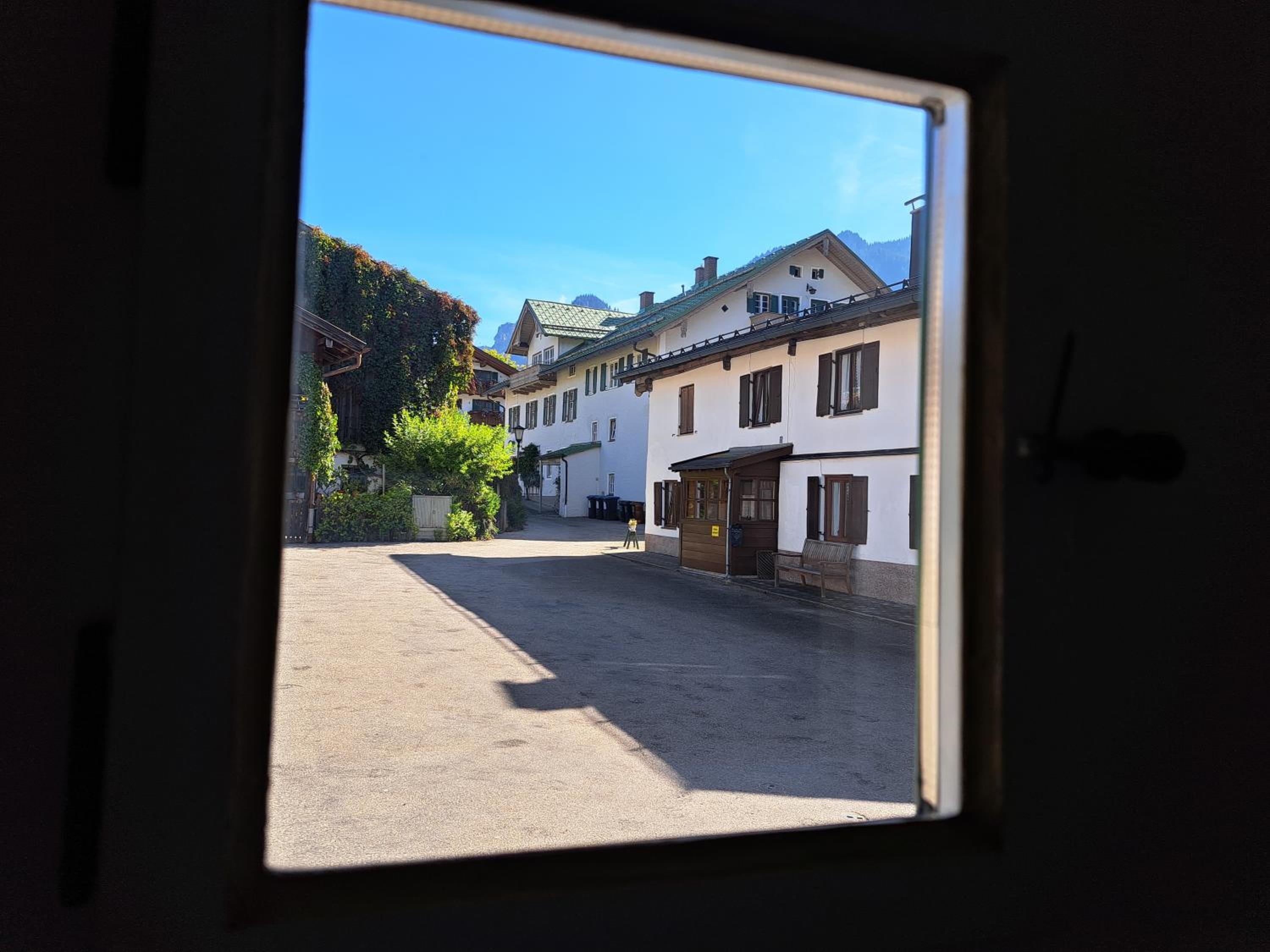Neu! Ferienwohnungen im Lüftlmalereck, Hennalahaus