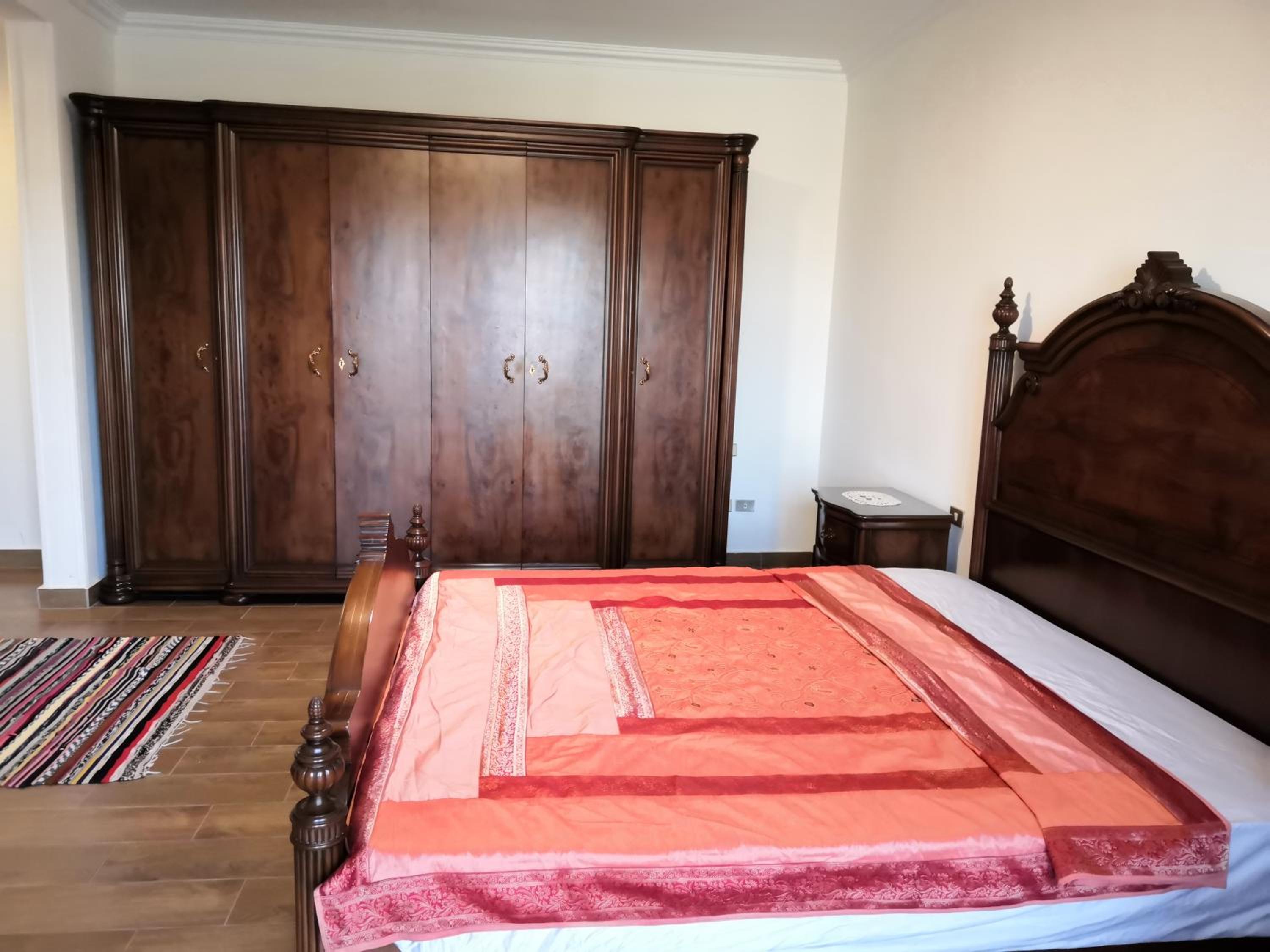 للسيدات Master bedroom for ladies only Sheik Zayed view 3