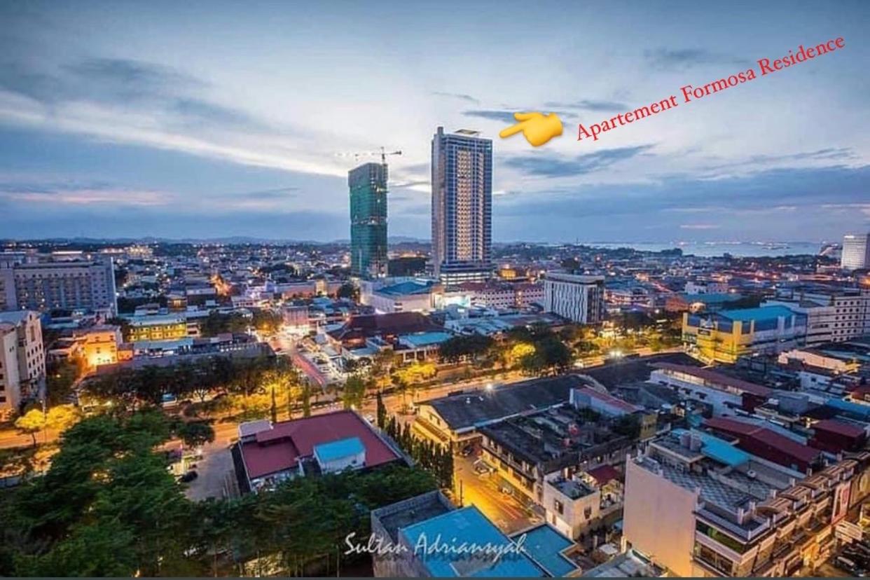 Wiwi Formosa Residence - Kitchen-Balcony view 2