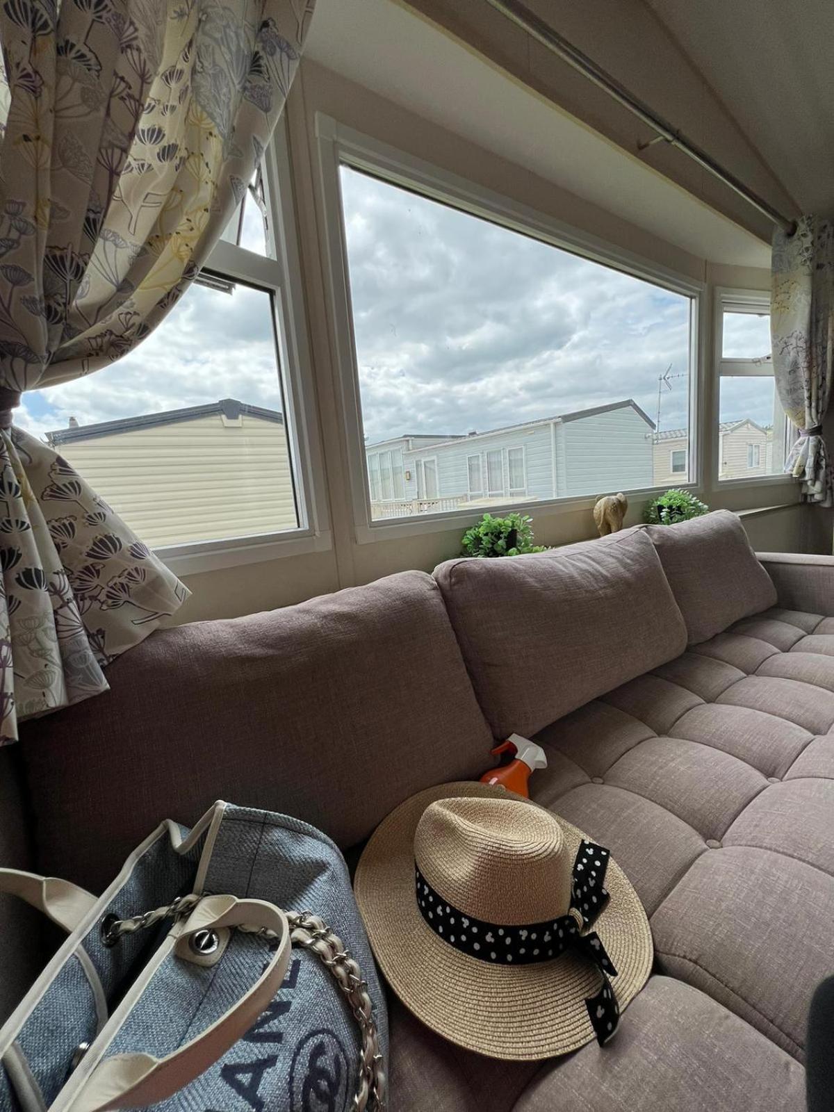 Luxurious Three Bedroom Caravan