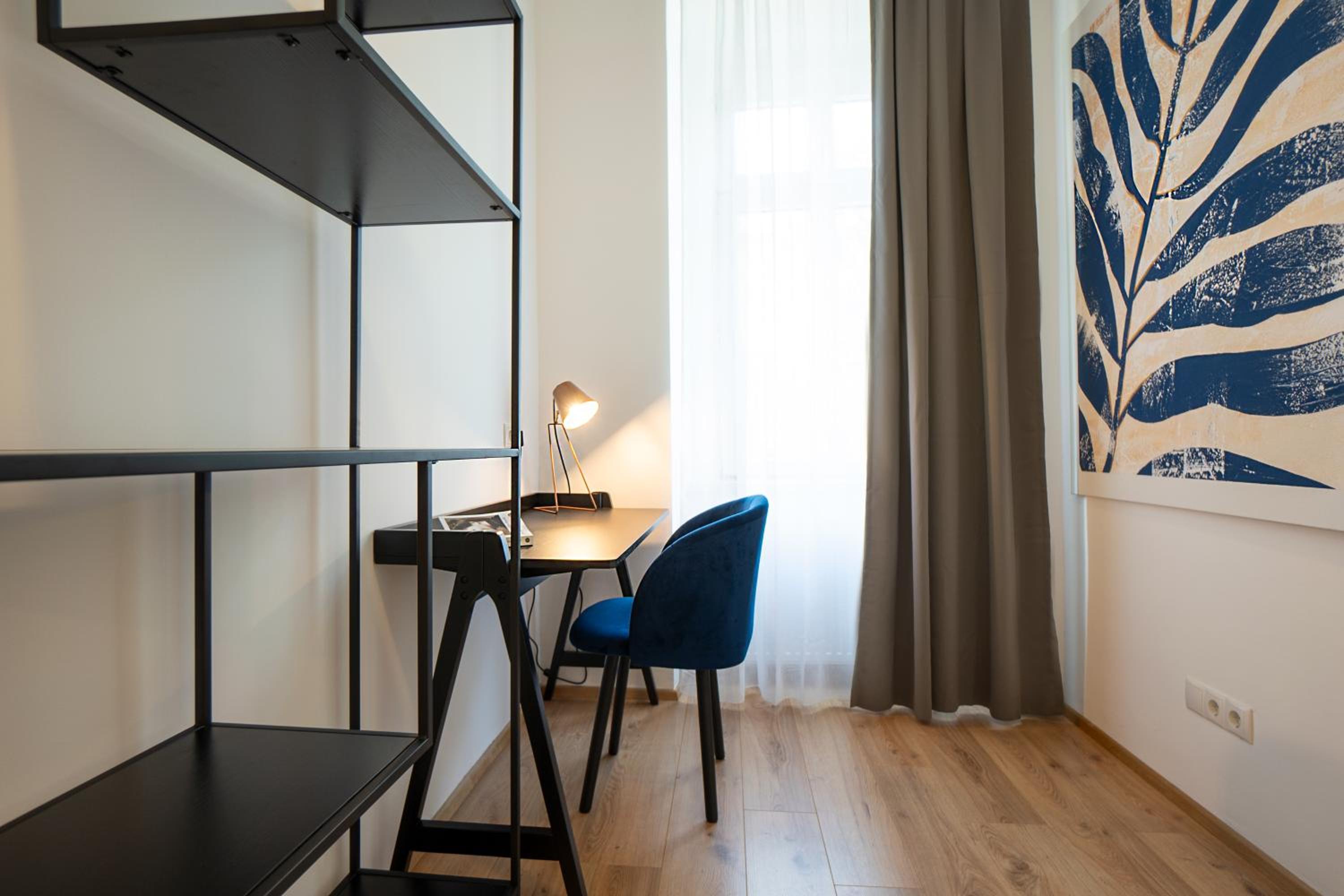 2-rooms apartment 10 min away from city center