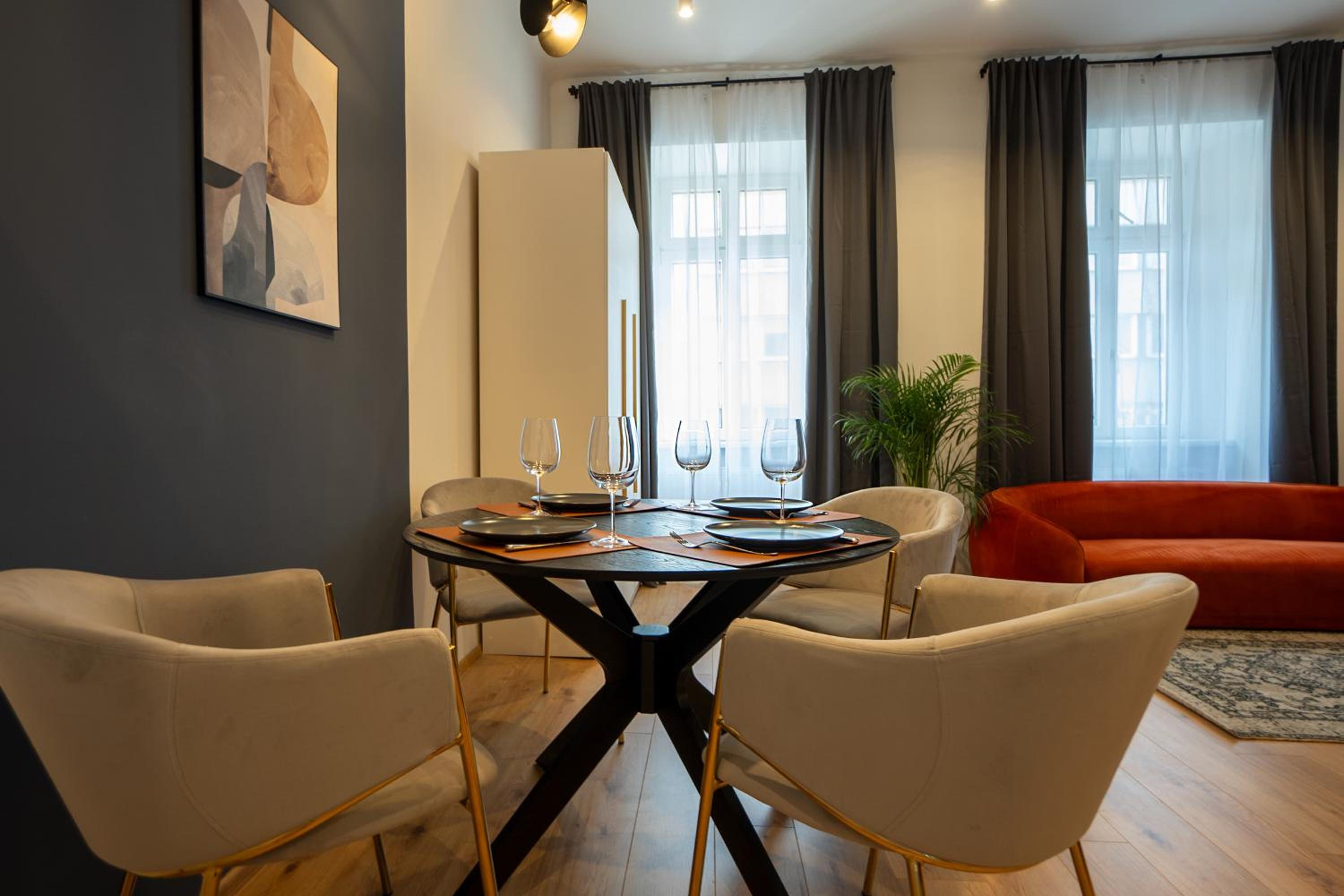 2-rooms apartment 10 min away from city center