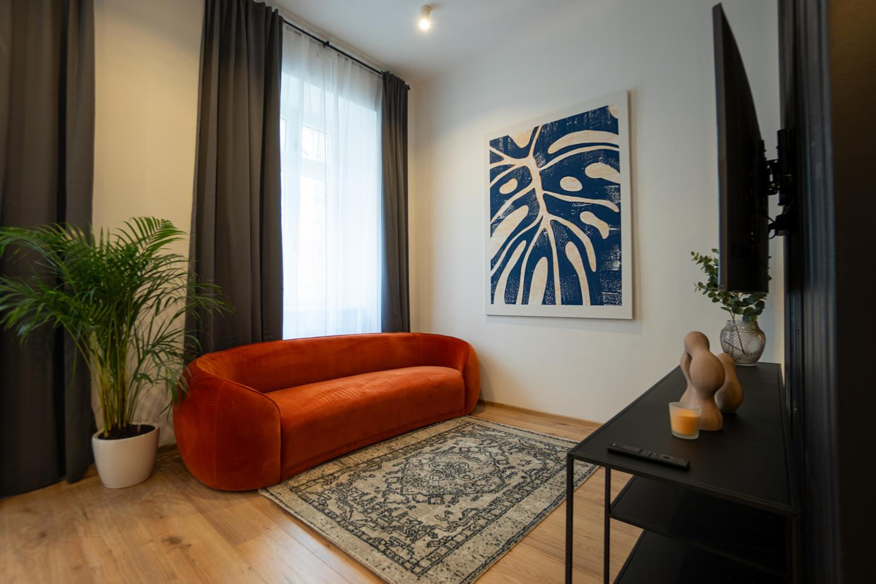 2-rooms apartment 10 min away from city center