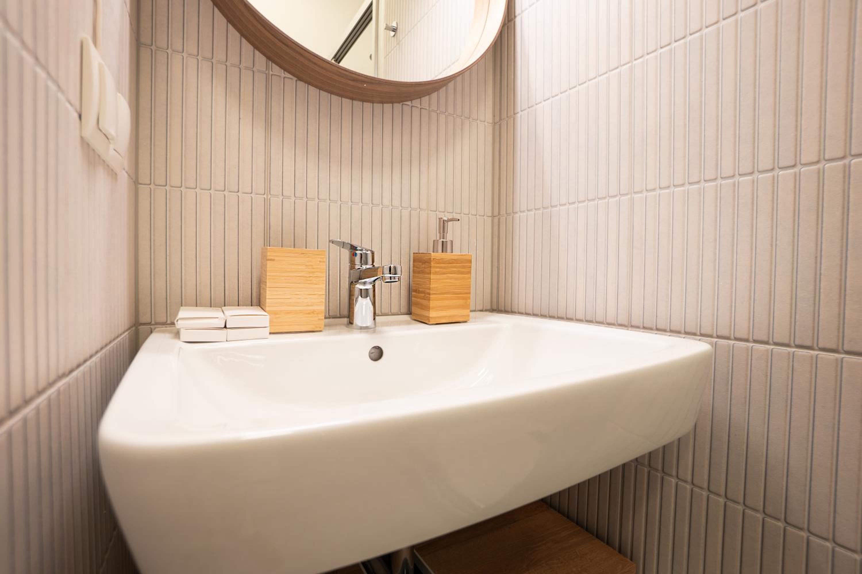 2-rooms apartment 10 min away from city center