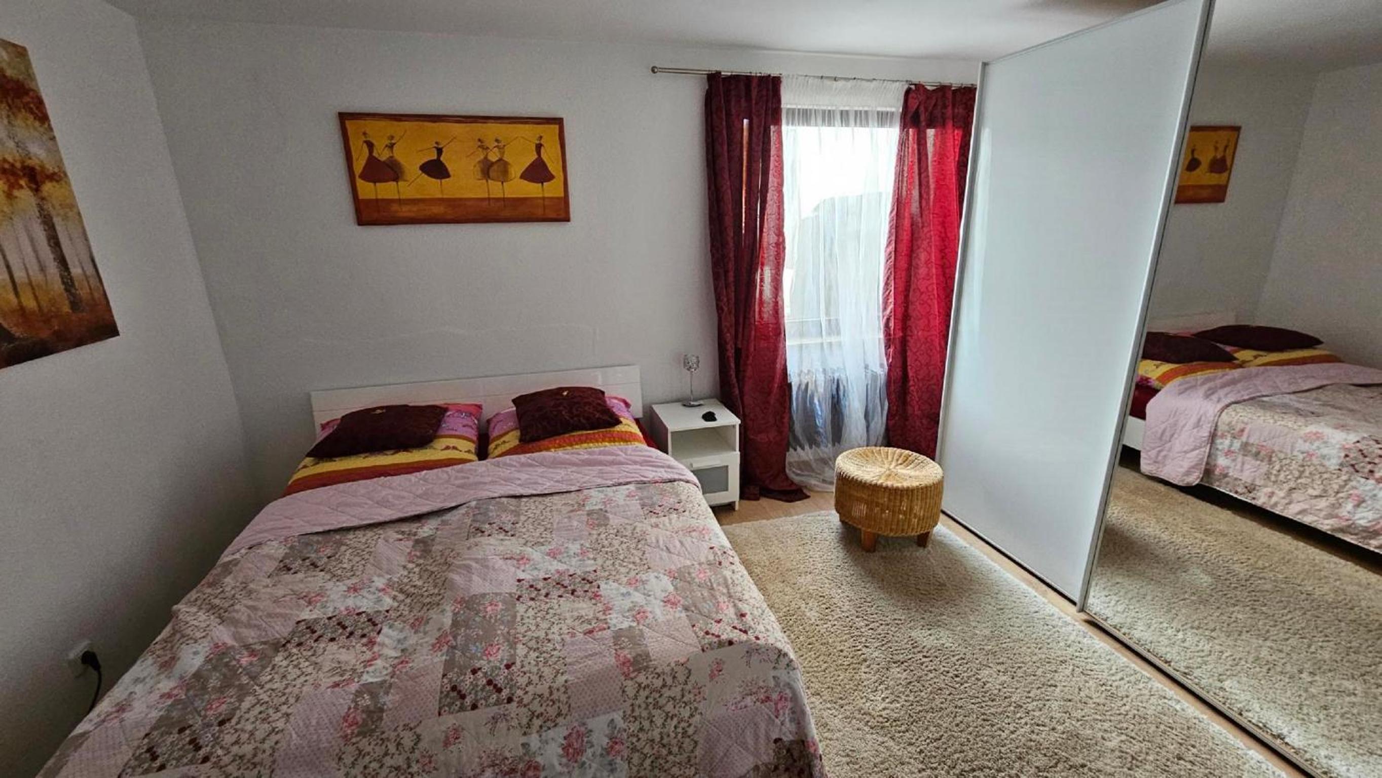 Ferienzimmer bei Thomas - Gemutliches Schlaf- und Wohnzimmer mit modernem Bad - Property Image 5