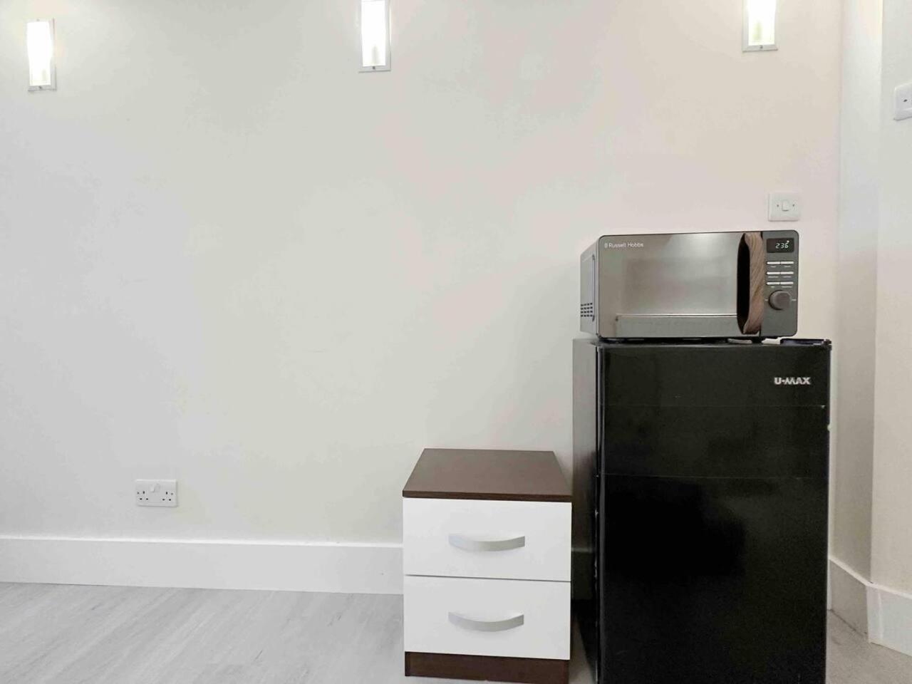 Remarkable 1-Bed House in London