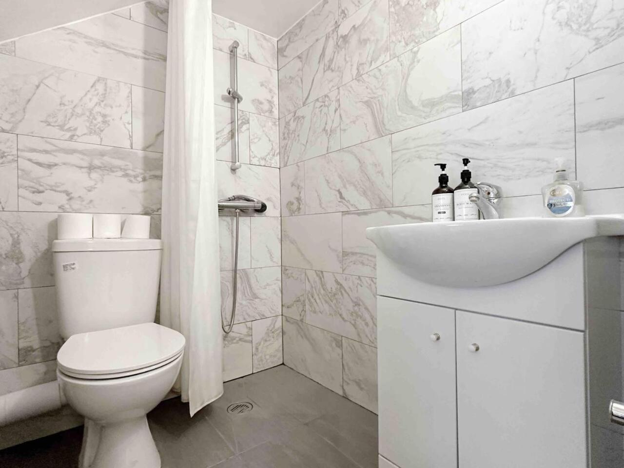 Remarkable 1-Bed House in London