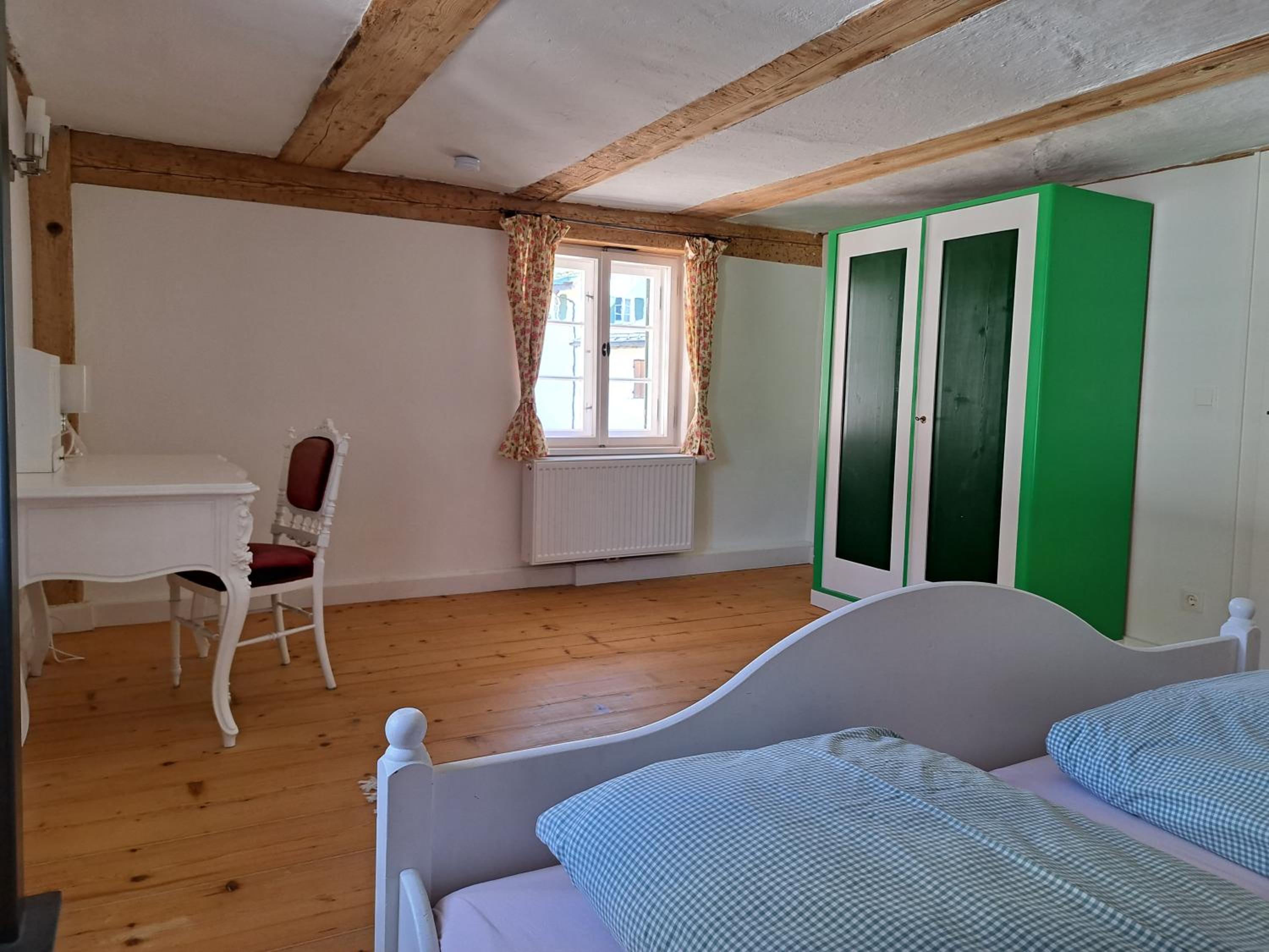Neu! Ferienwohnungen im Lüftlmalereck, Hennalahaus