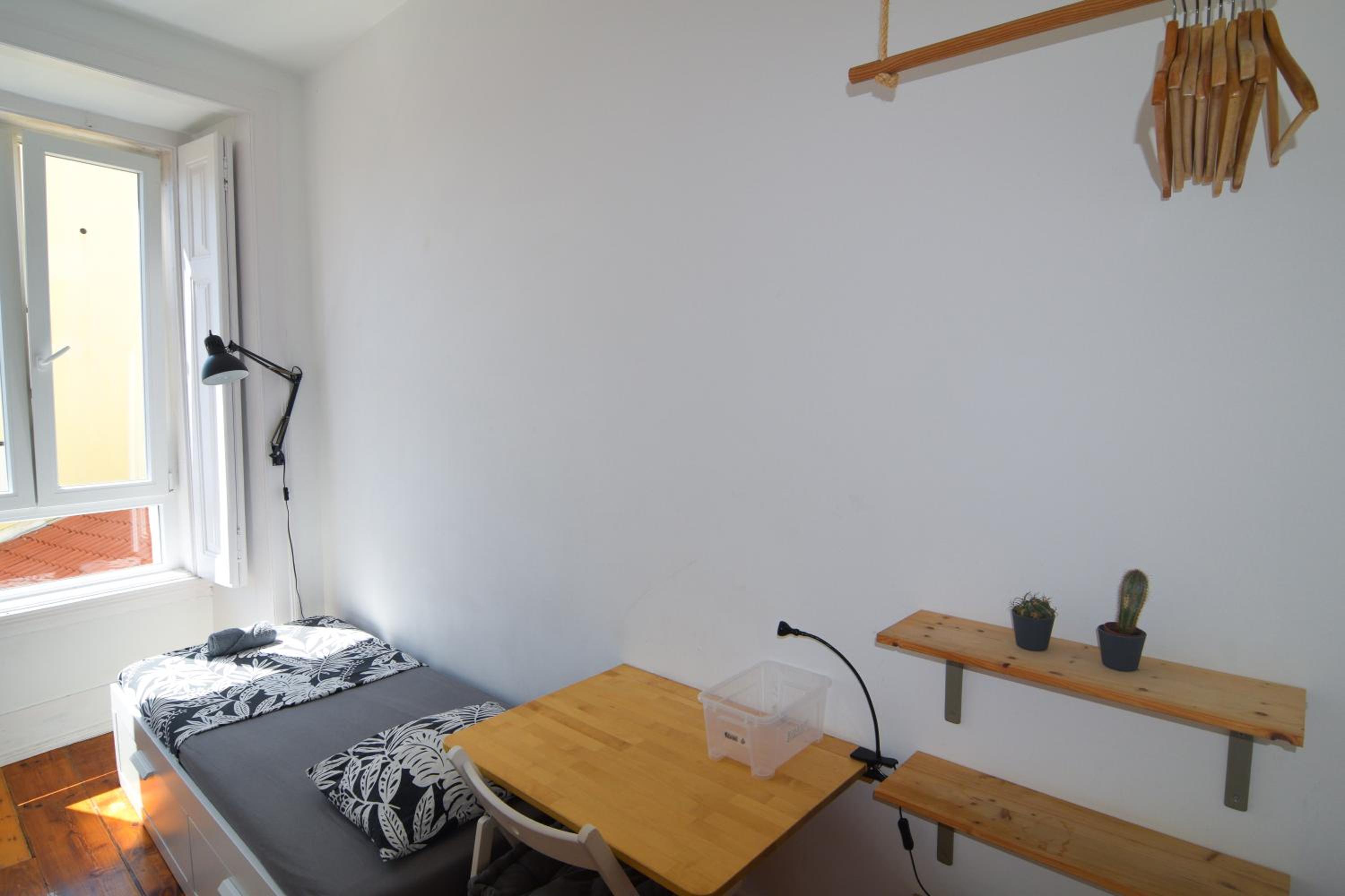 Embassy Arriaga Private Elegance Rooms in Stylish Shared Apartment view 2