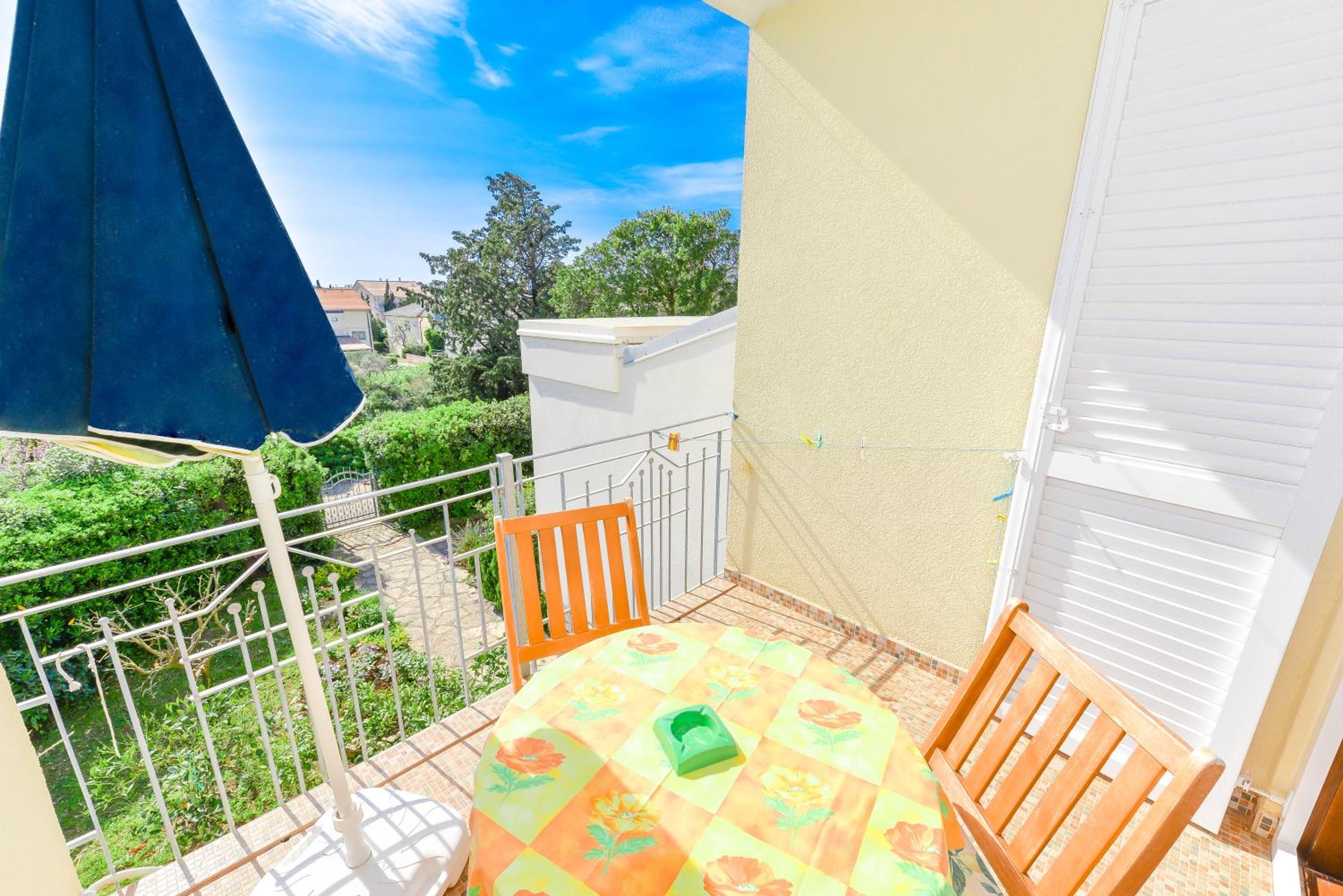 Apartments Mery view 4