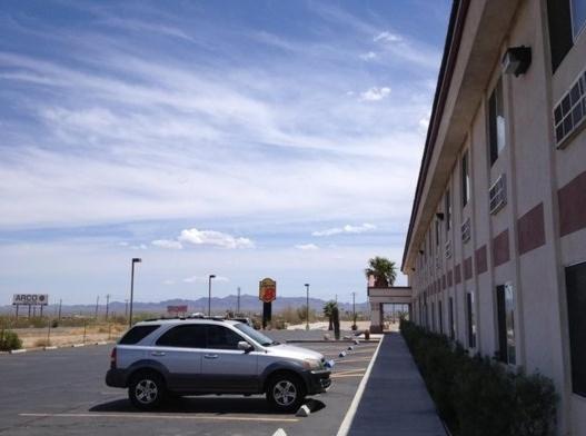 Super 8 by Wyndham Quartzsite AZ - Property Image 4
