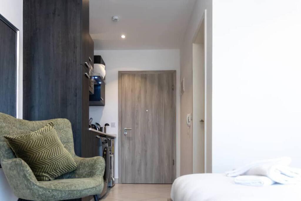 The Lennox Studio @ Airport Residential