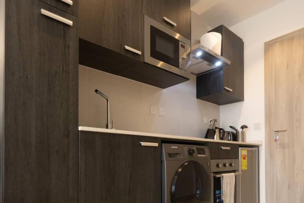 The Lennox Studio @ Airport Residential