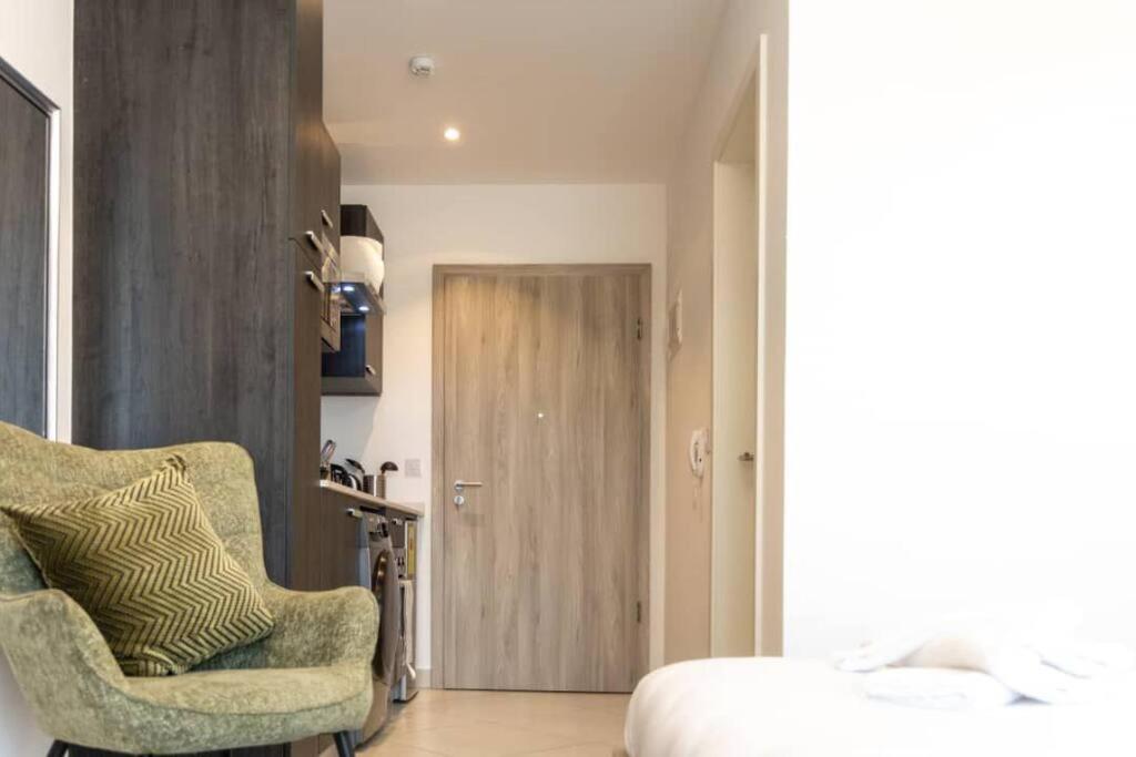 The Lennox Studio @ Airport Residential