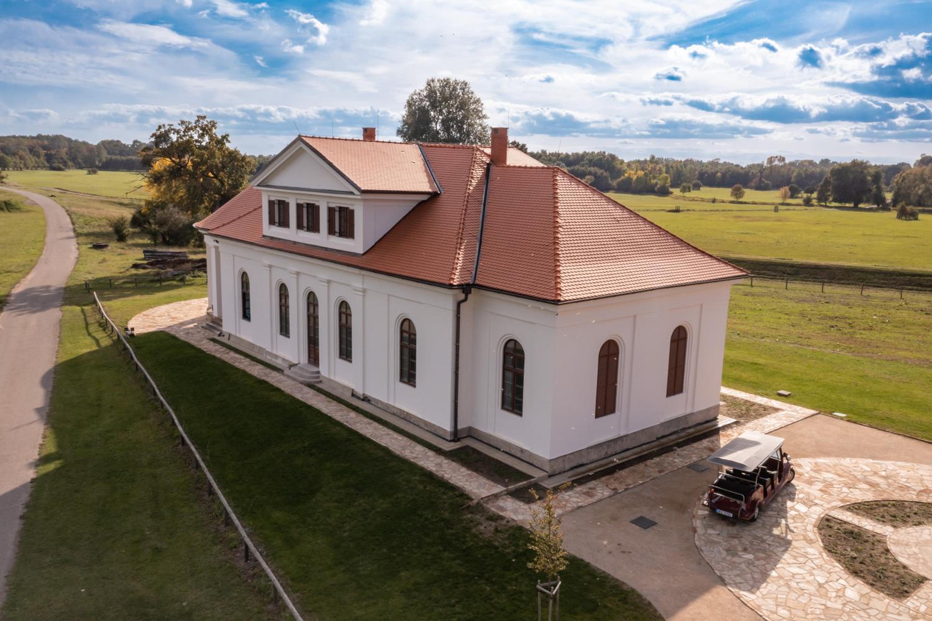 Zámeček - Chateau Lány - Depandance Stroodel