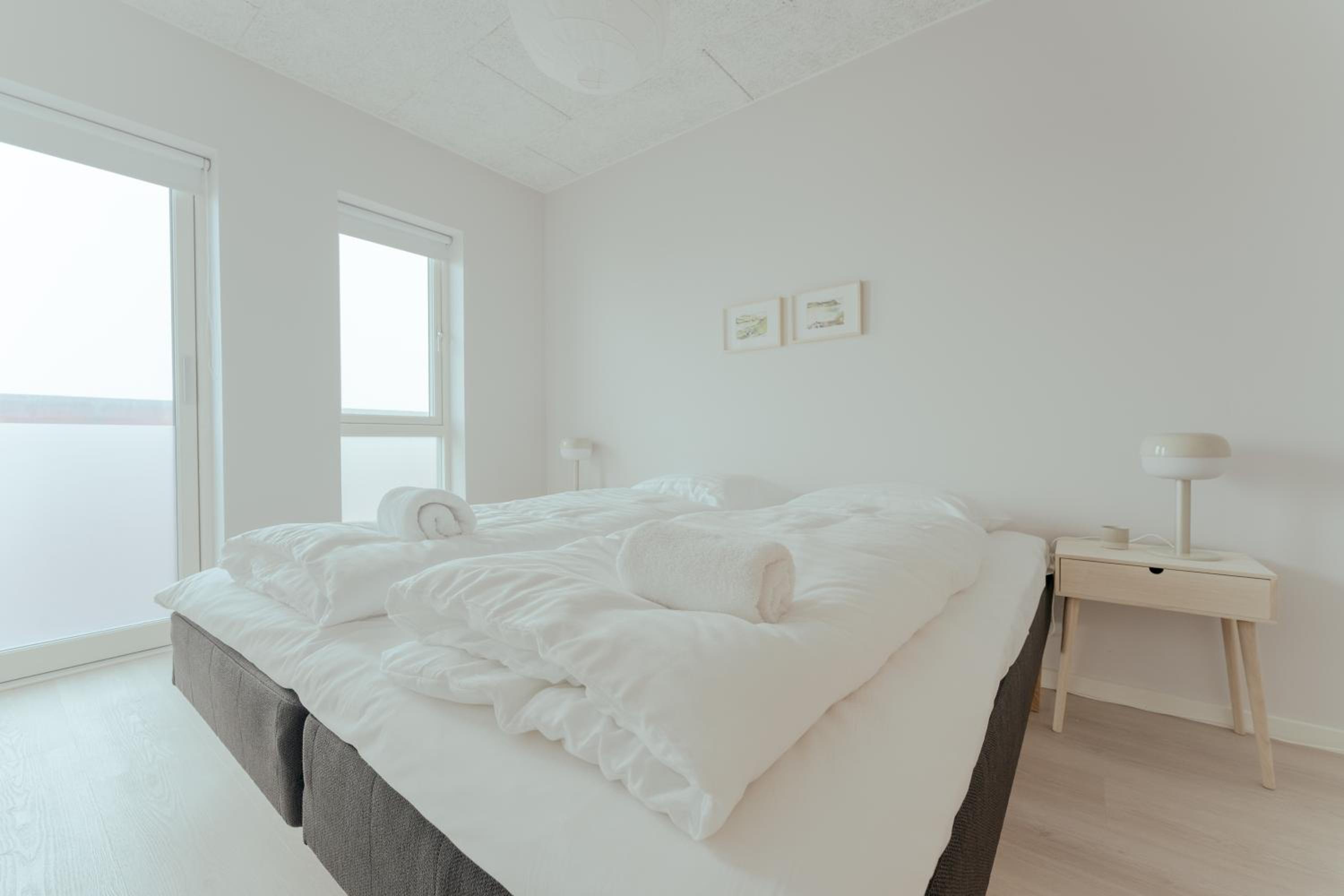 Charming Artistic Retreat - Panoramic View