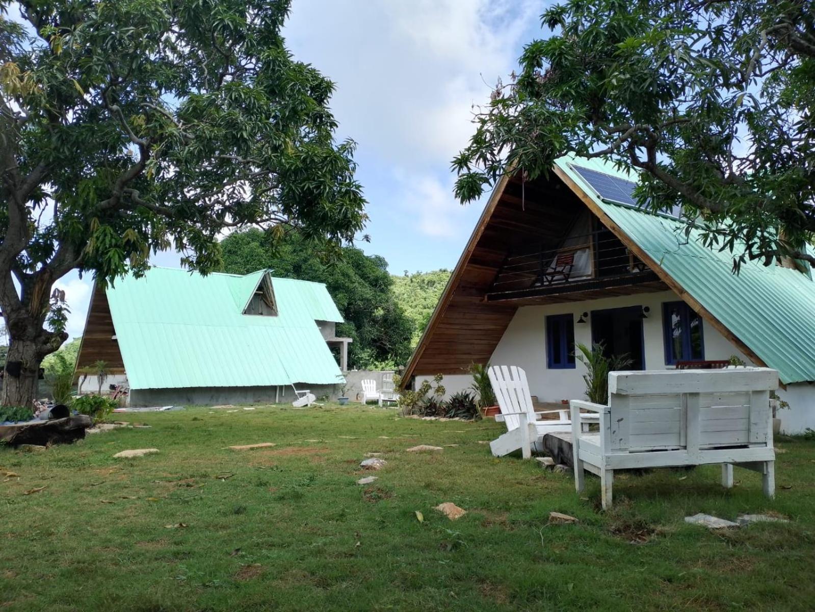 Dreamvilles Ecovillage Eco Villas with Jacuzzi near Beaches