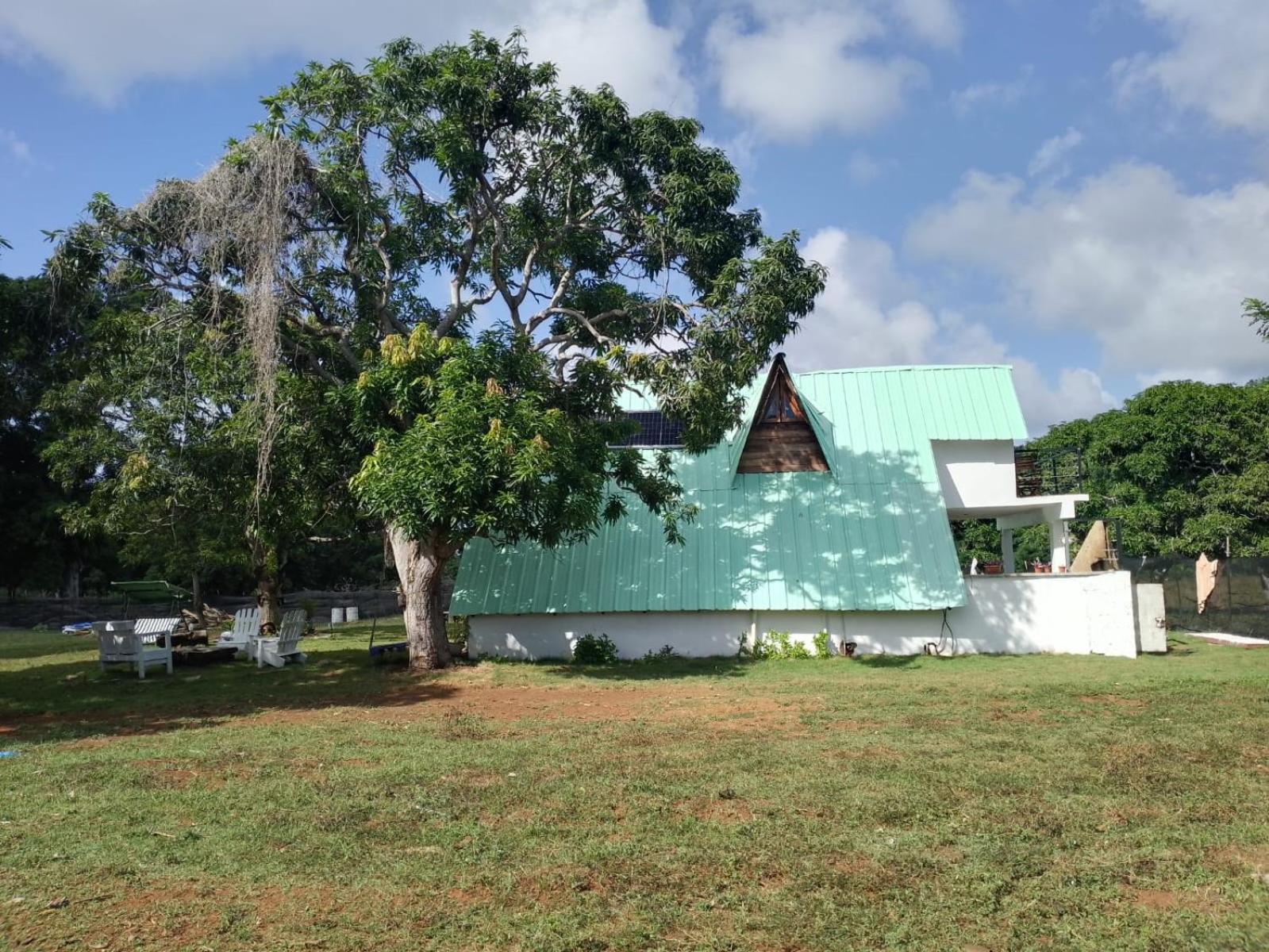 Dreamvilles Ecovillage Eco Villas with Jacuzzi near Beaches