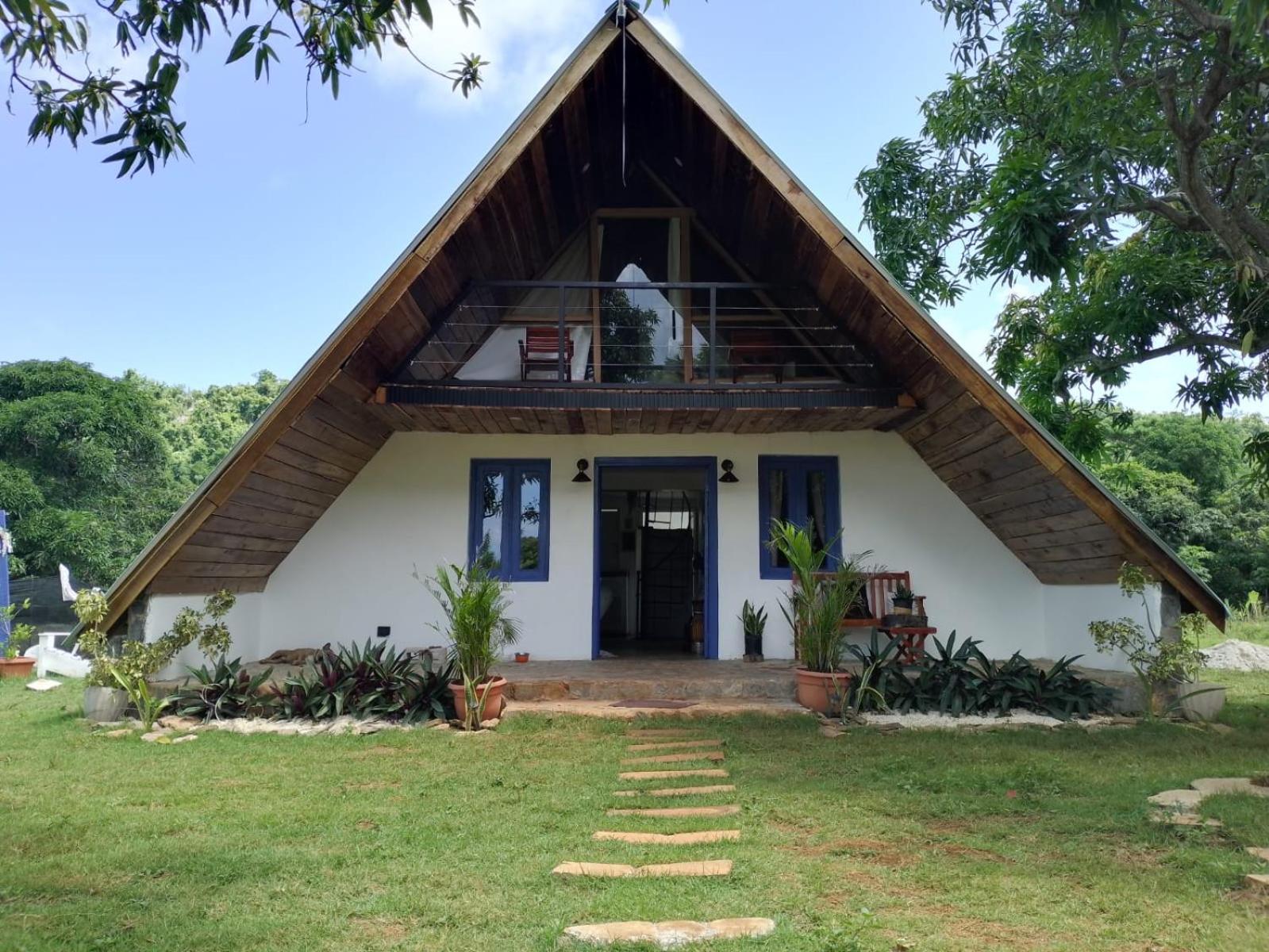 Dreamvilles Ecovillage Eco Villas with Jacuzzi near Beaches