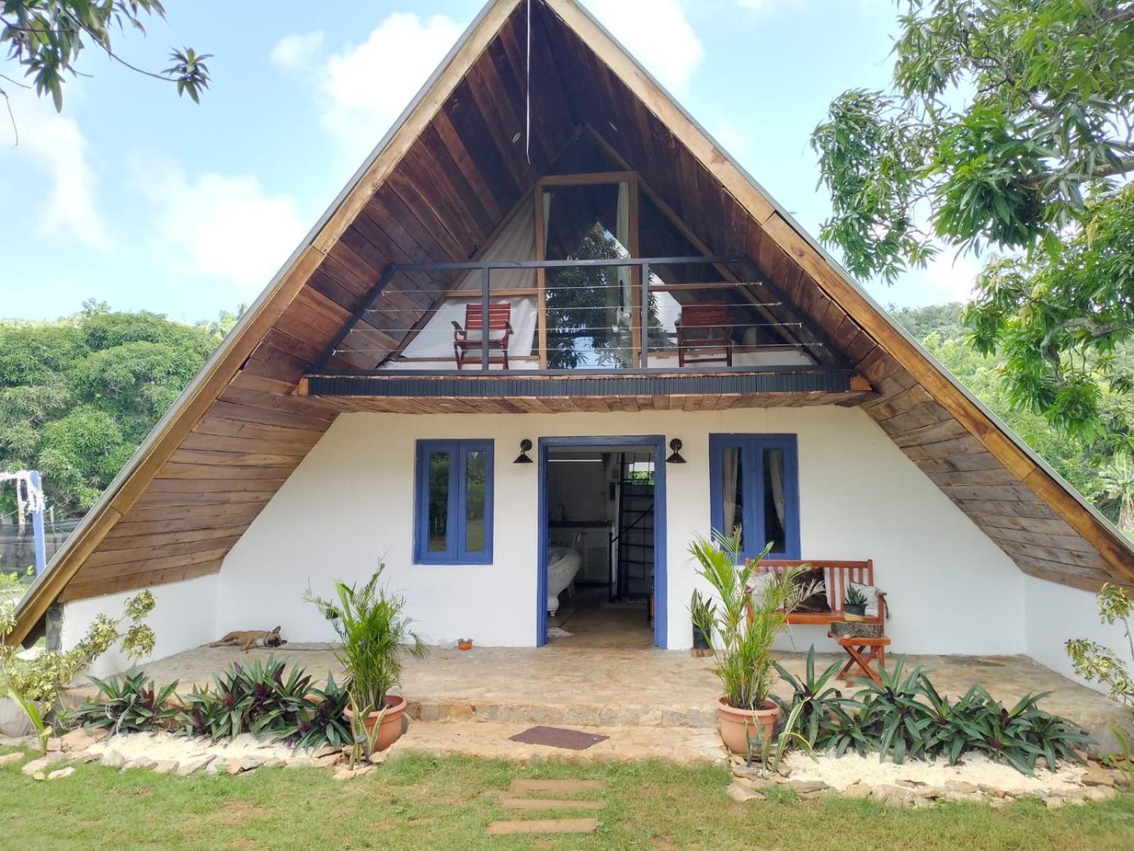 Dreamvilles Ecovillage Eco Villas with Jacuzzi near Beaches