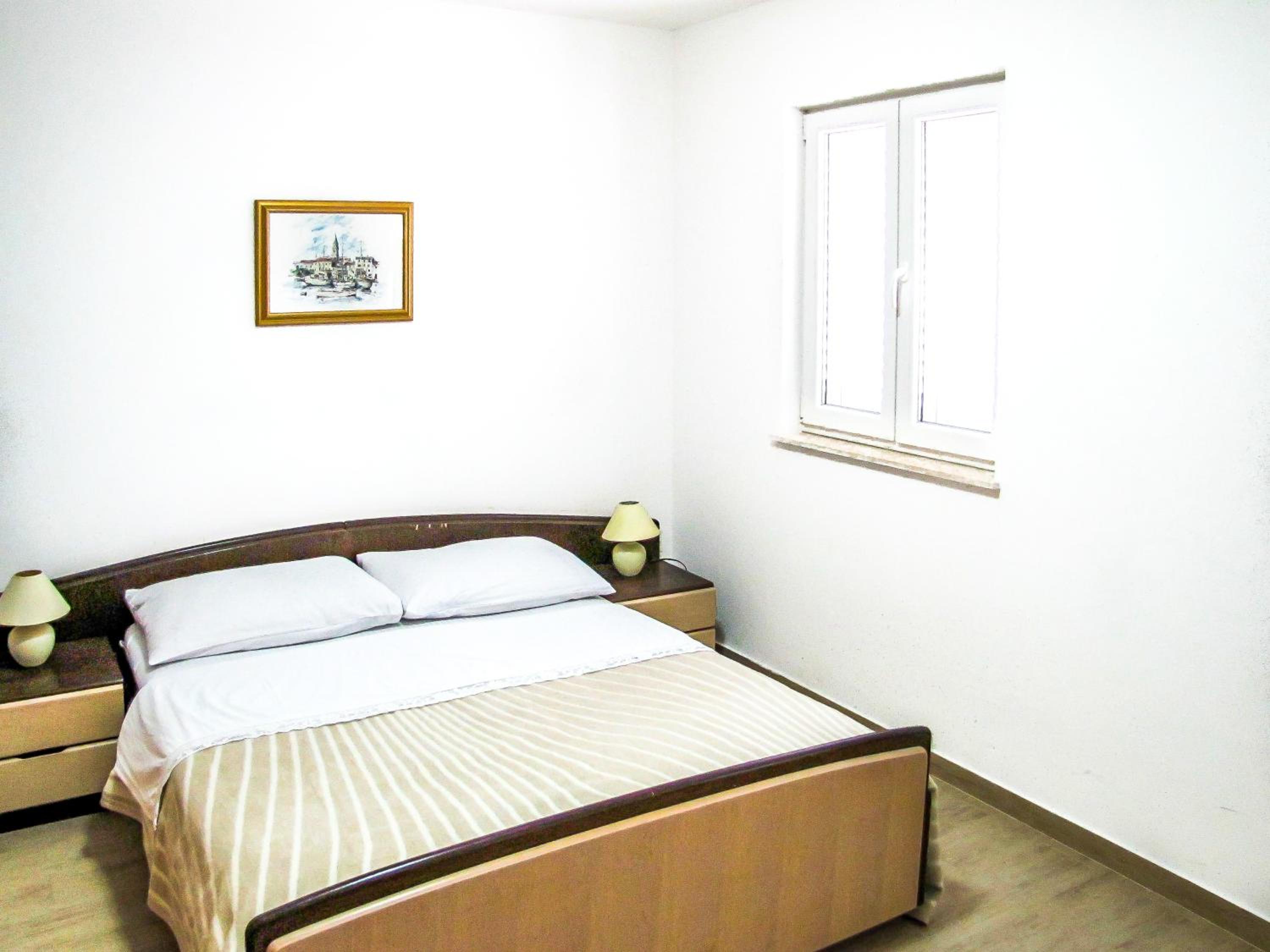 Apartments Leut