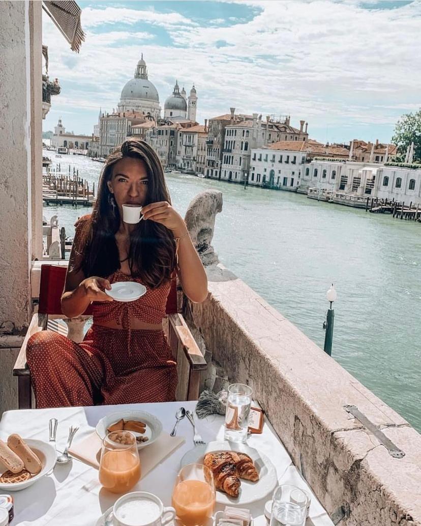 Palazzetto Pisani Grand Canal