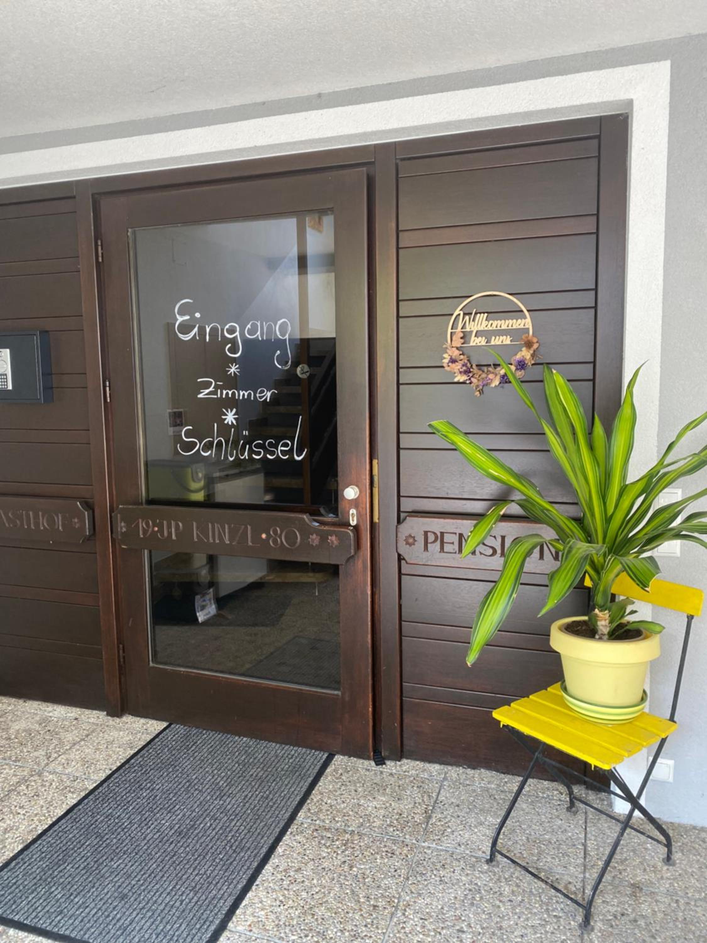 Pension Kinzl mit E-Ladestation