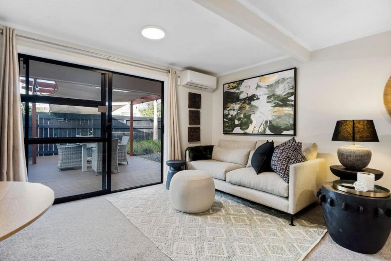 1-bed wow factor in Kohimarama view 4