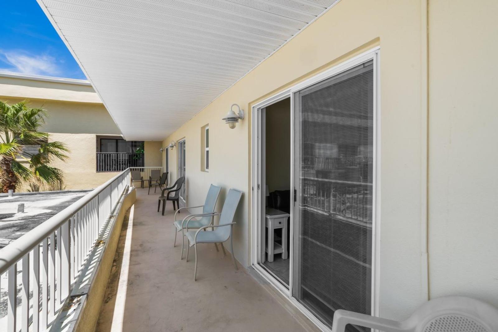 1br 1b Beach View - King - Surf Song #333