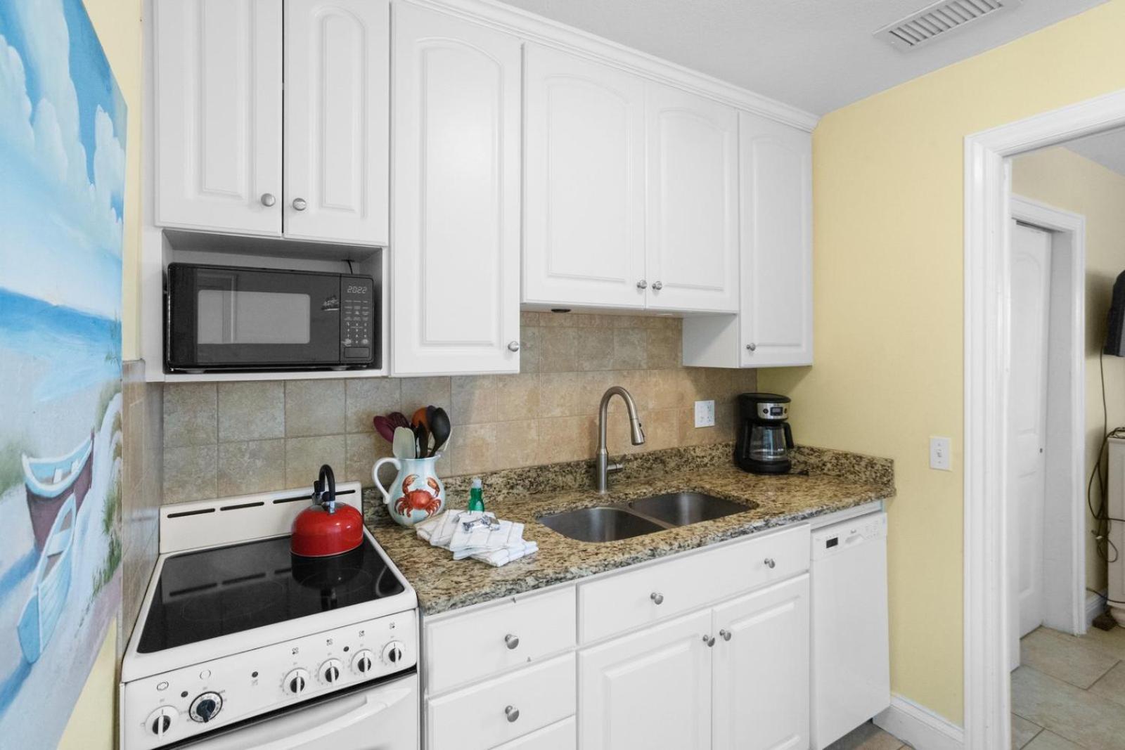 1br 1b Beach View - King - Surf Song #333