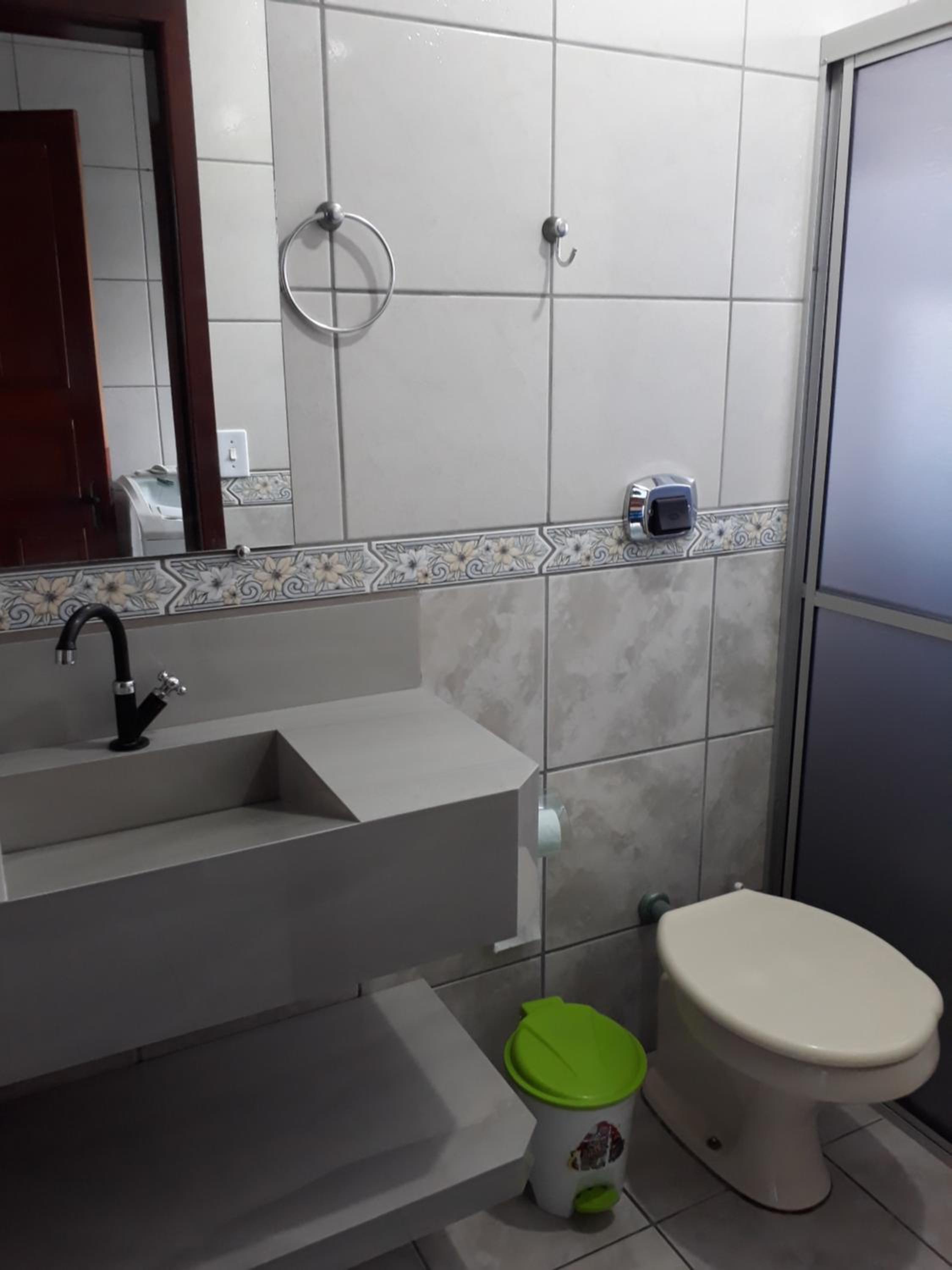 Apto 2 quartos, 8 Pessoas. prox. das praias.