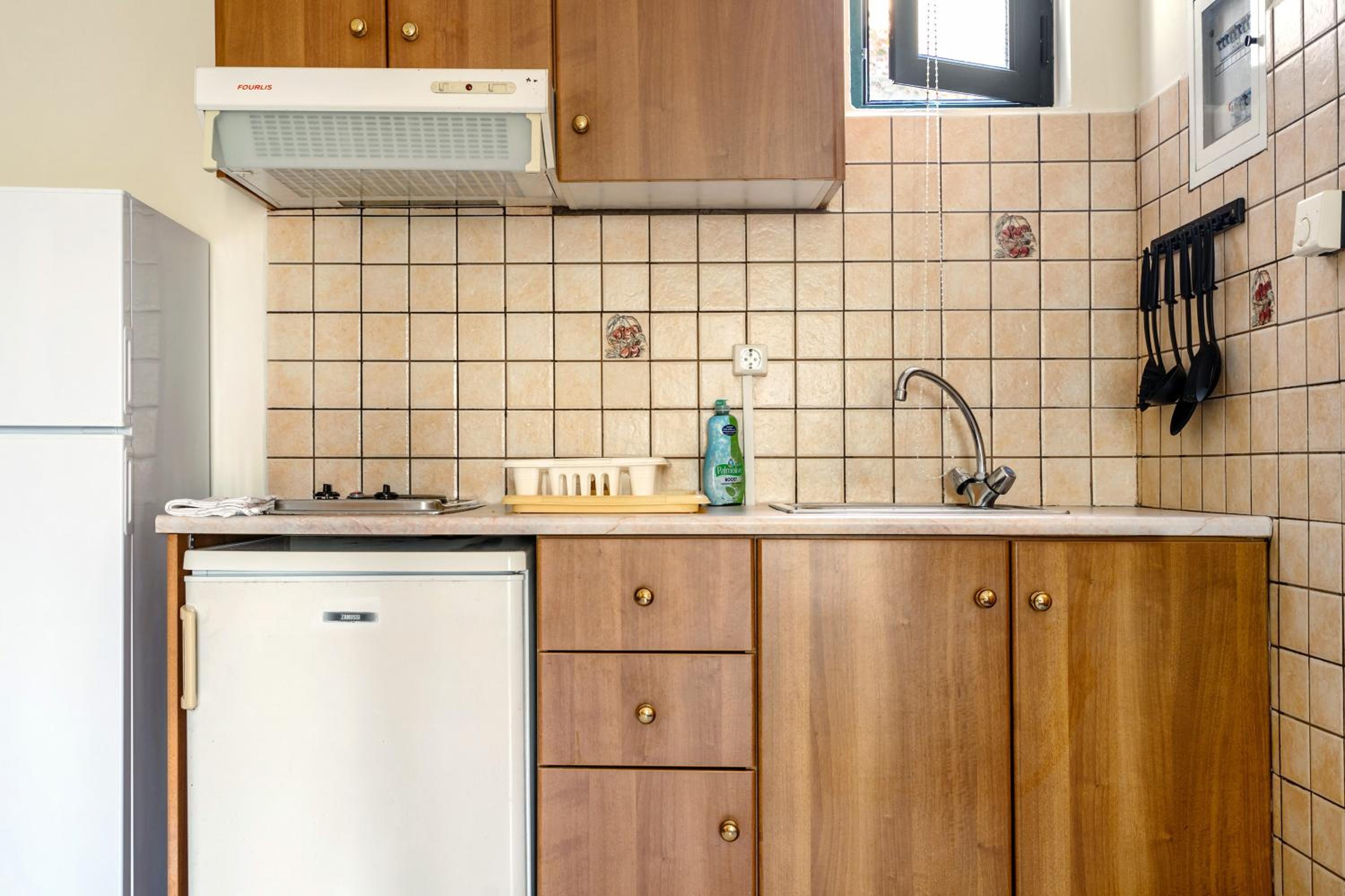 Daratos apartment 6