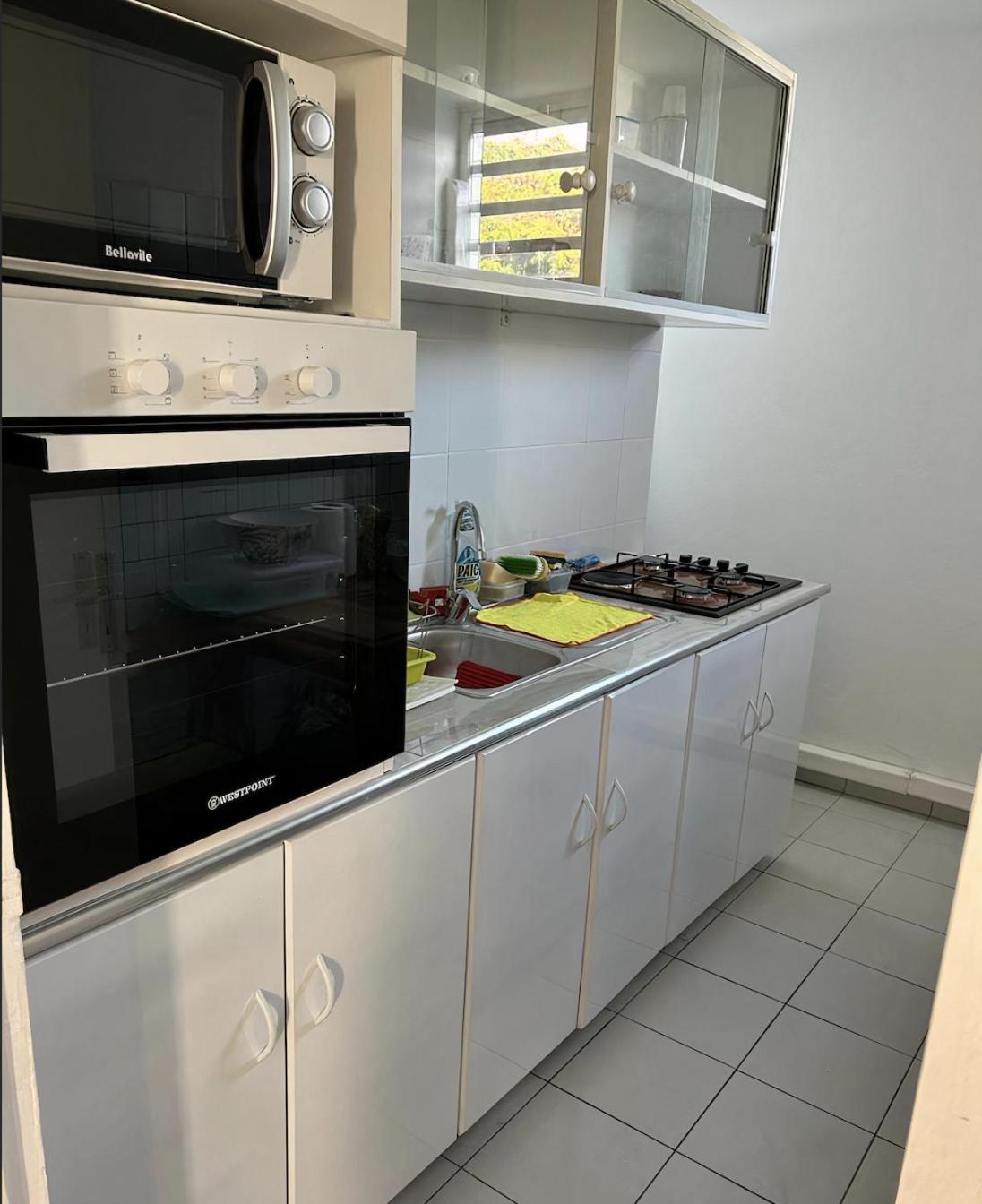 Location Hibiscus 2 chambres climatisées WiFi view 3