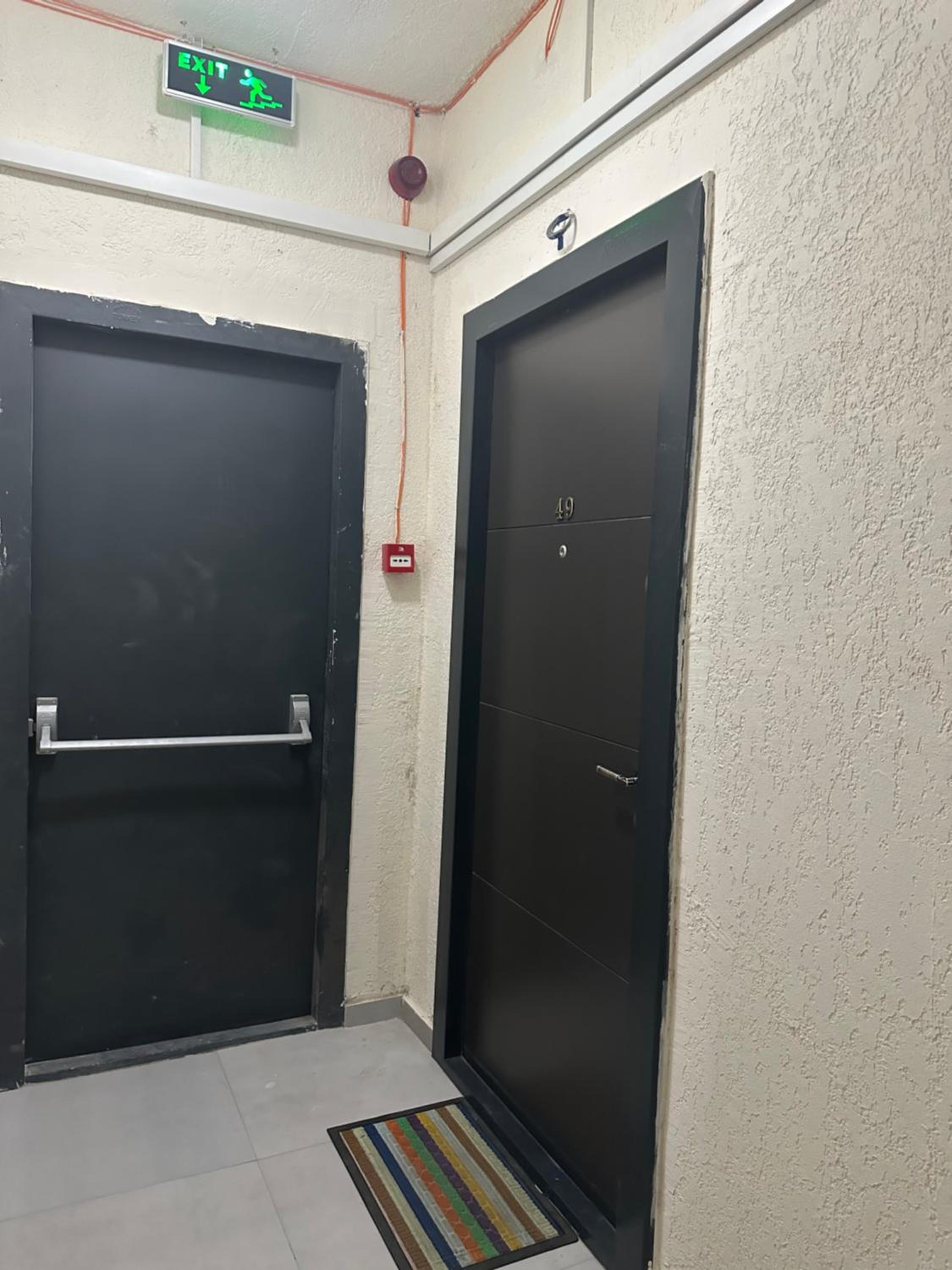 Label Apartment
