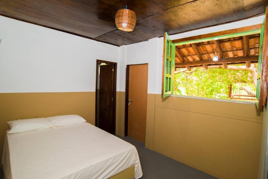 Casa em Imbassaí com 8 Suítes