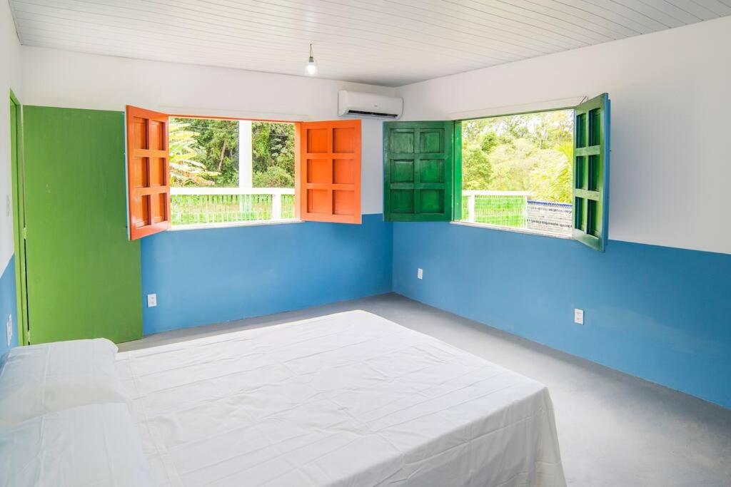 Casa em Imbassaí com 8 Suítes